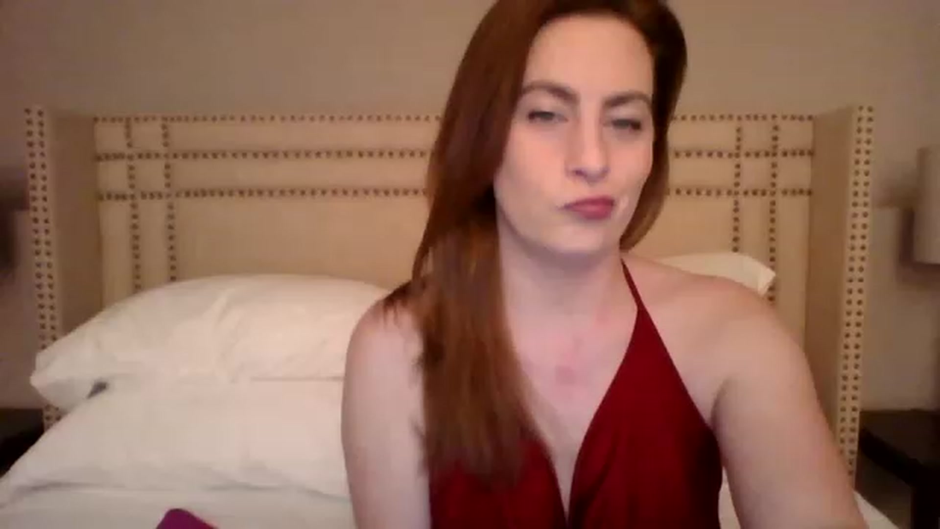 Gallery image thumbnail from AubreyMonroe's myfreecams stream on, 03/09/2023, 03:38 image 5 of 20