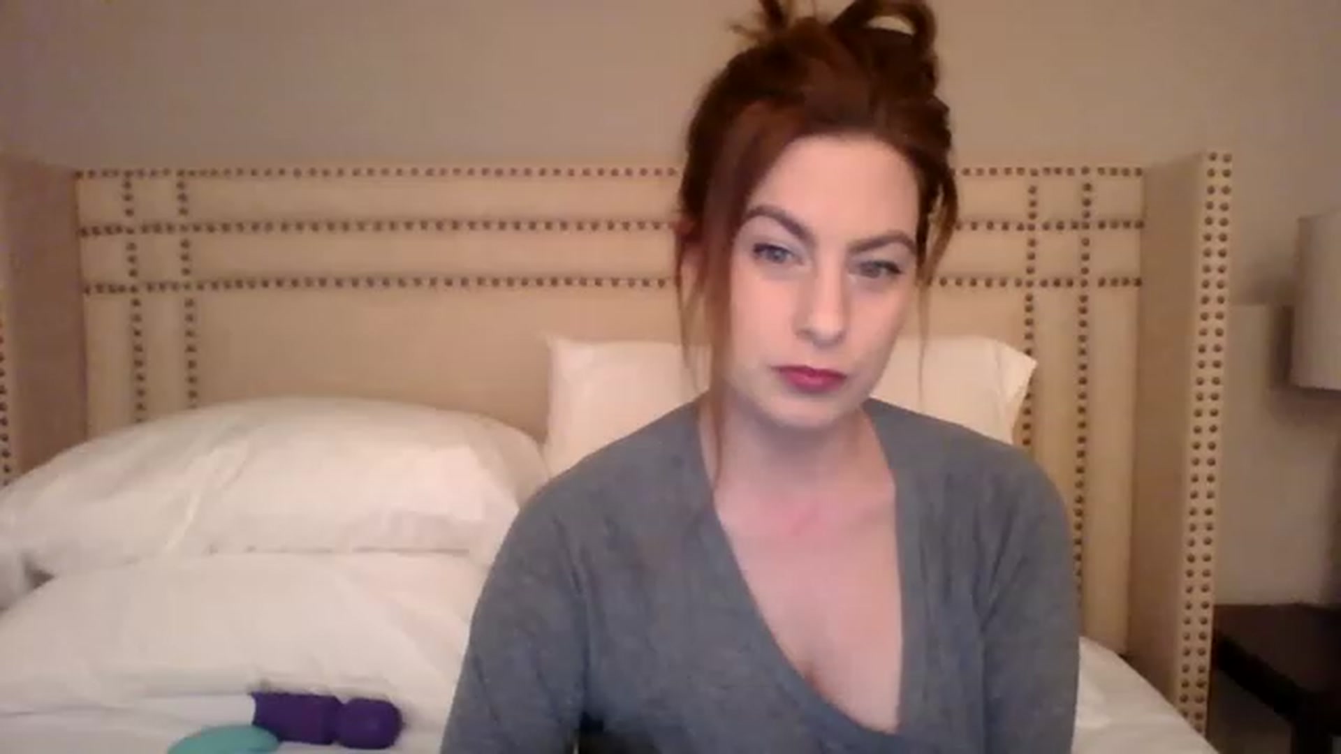 Gallery image thumbnail from AubreyMonroe's myfreecams stream on, 03/10/2023, 03:57 image 2 of 20