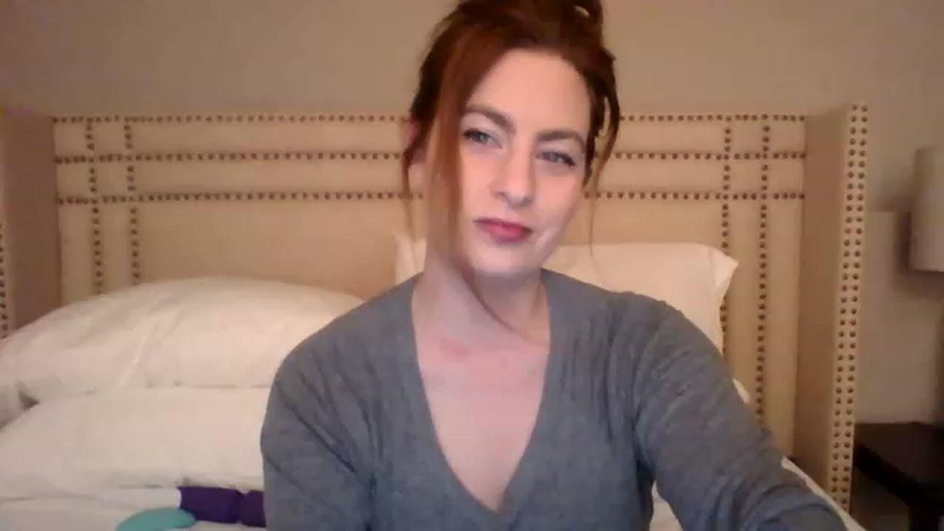 Gallery image thumbnail from AubreyMonroe's myfreecams stream on, 03/10/2023, 03:57 image 7 of 20