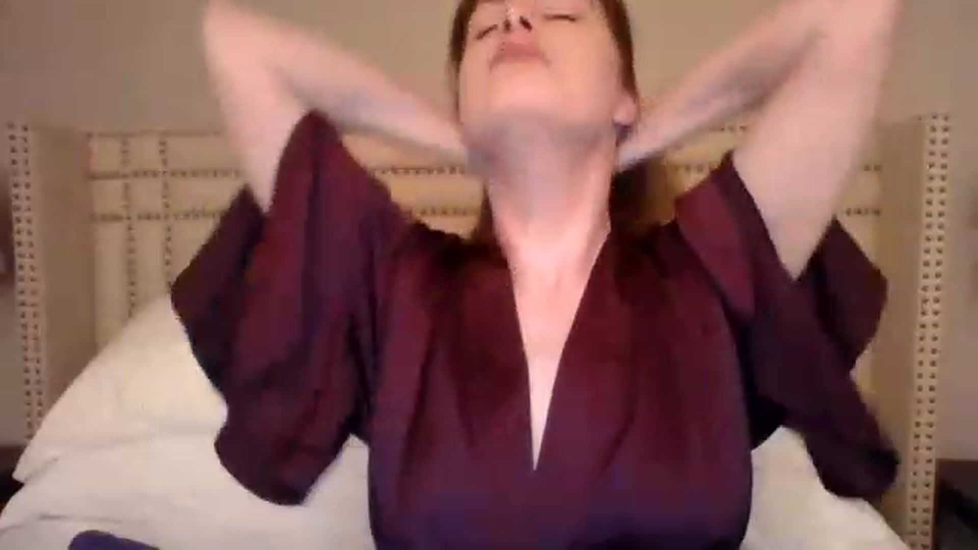 Gallery image thumbnail from AubreyMonroe's myfreecams stream on, 03/12/2023, 04:02 image 5 of 20