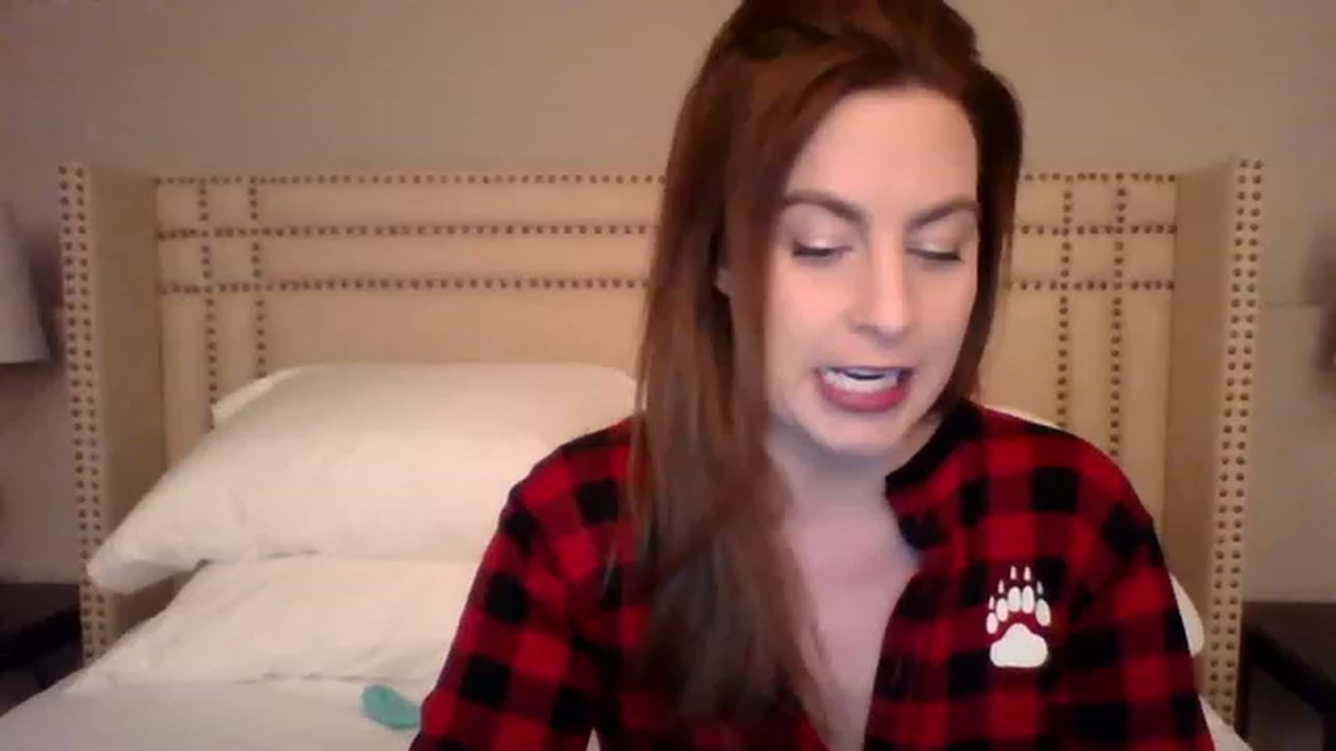 Gallery image thumbnail from AubreyMonroe's myfreecams stream on, 03/21/2023, 02:40 image 3 of 20