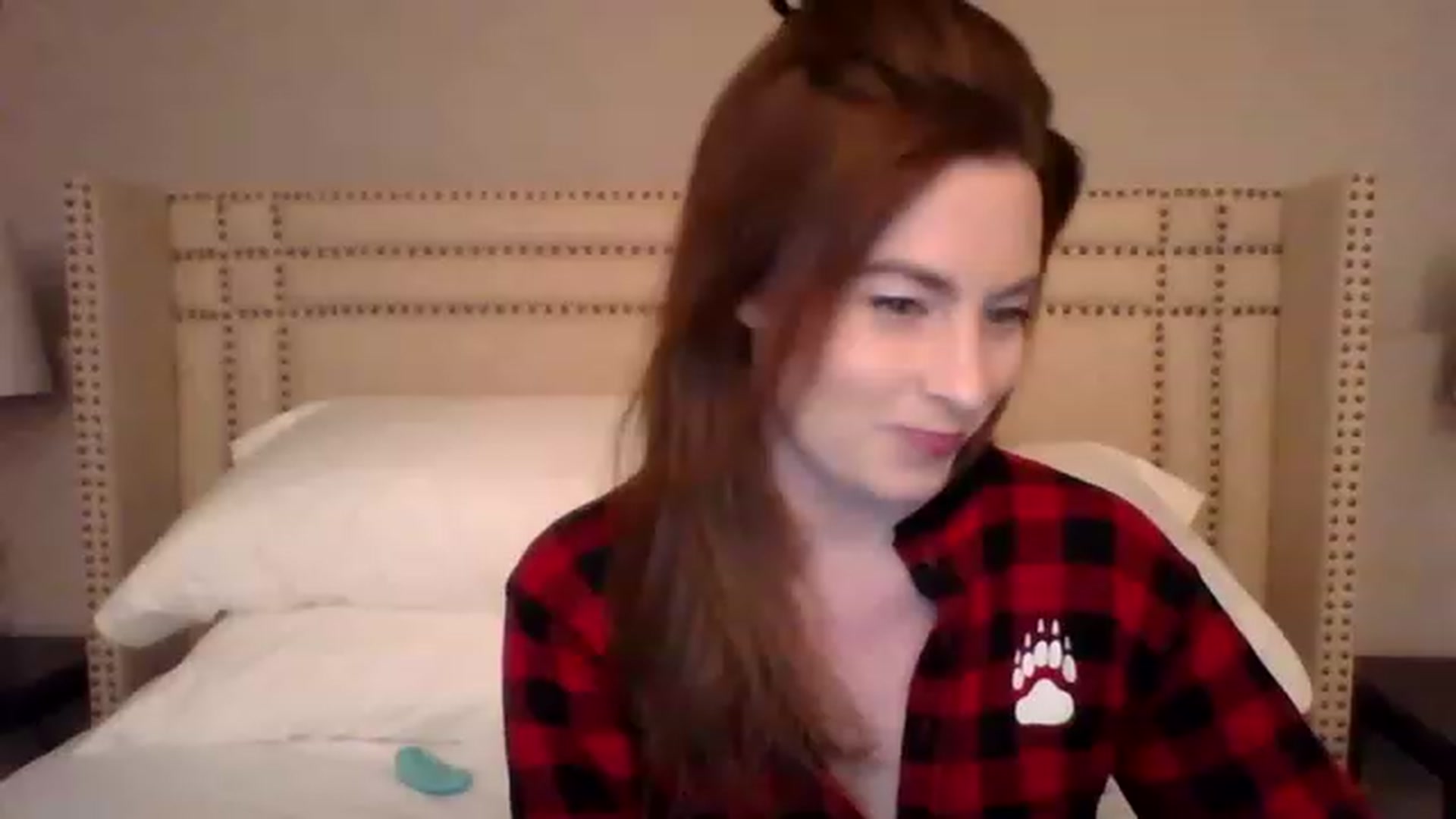 Gallery image thumbnail from AubreyMonroe's myfreecams stream on, 03/21/2023, 02:40 image 5 of 20