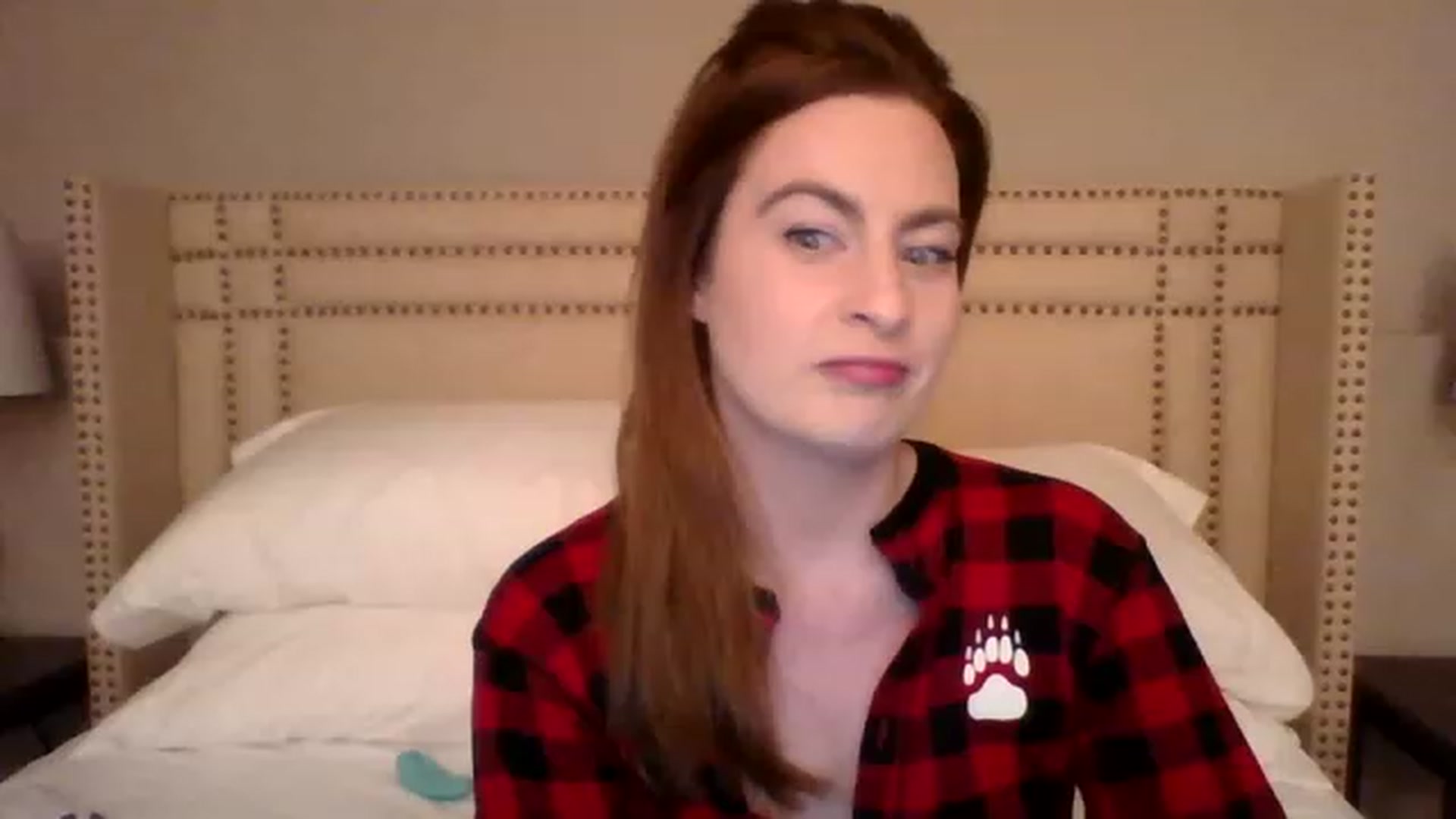 Gallery image thumbnail from AubreyMonroe's myfreecams stream on, 03/21/2023, 02:40 image 19 of 20