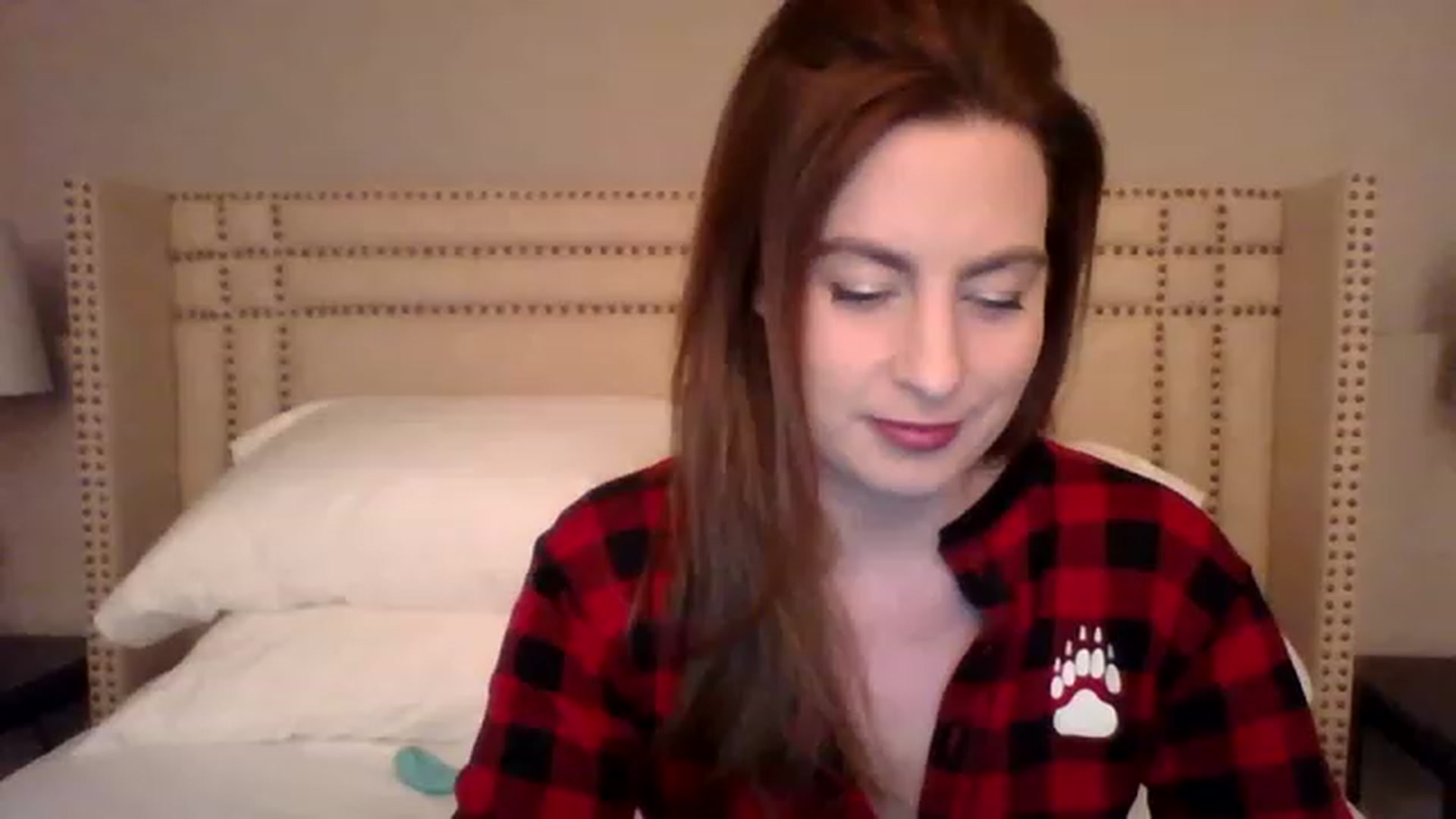 Gallery image thumbnail from AubreyMonroe's myfreecams stream on, 03/21/2023, 02:40 image 4 of 20