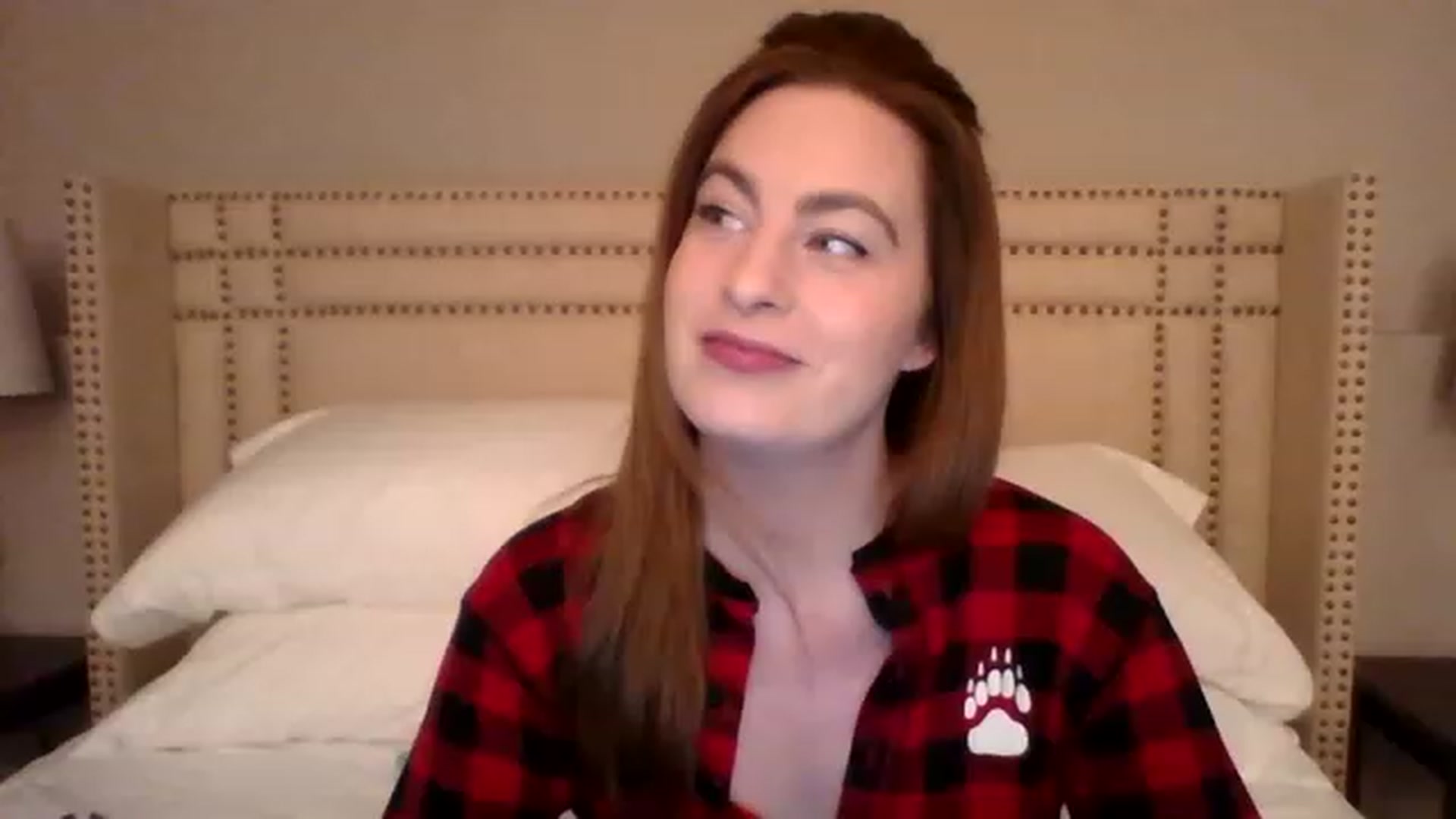 Gallery image thumbnail from AubreyMonroe's myfreecams stream on, 03/21/2023, 02:40 image 17 of 20