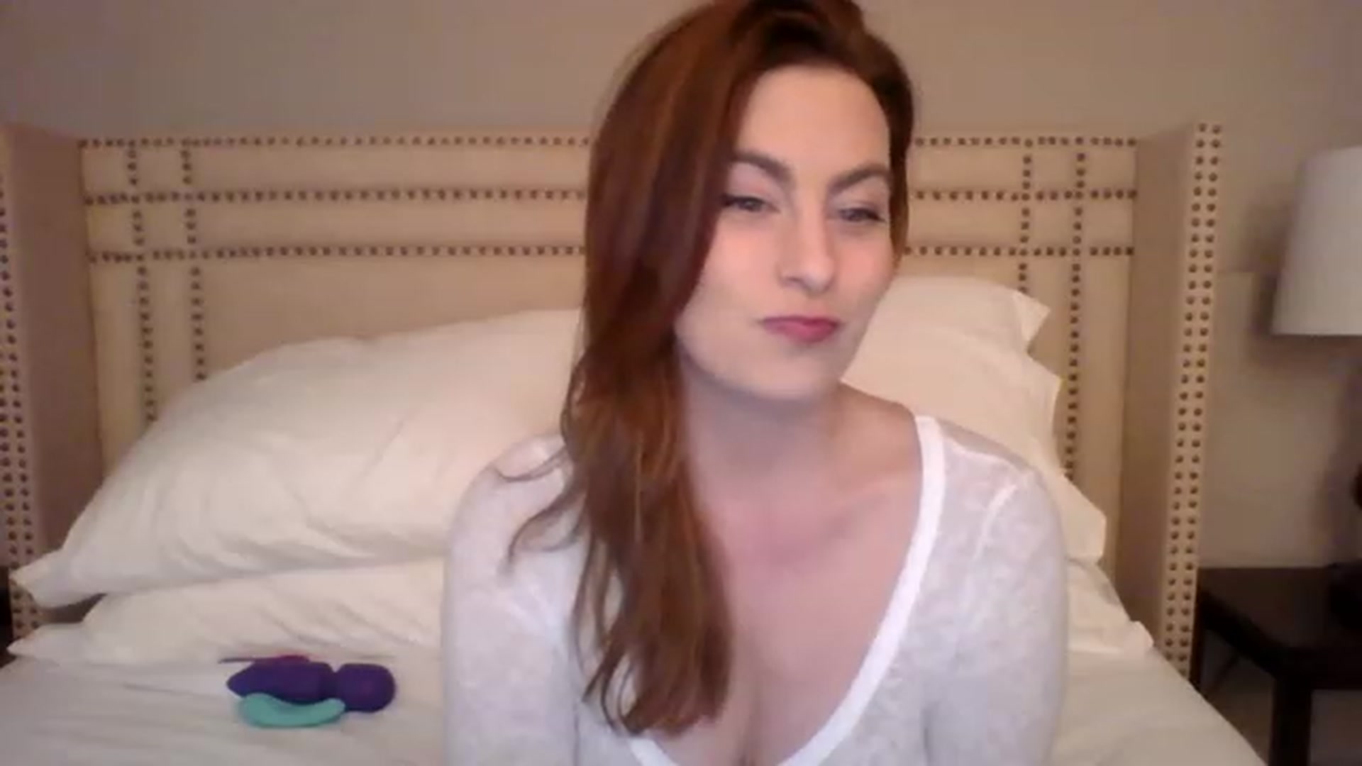 Gallery image thumbnail from AubreyMonroe's myfreecams stream on, 04/05/2023, 02:54 image 14 of 20