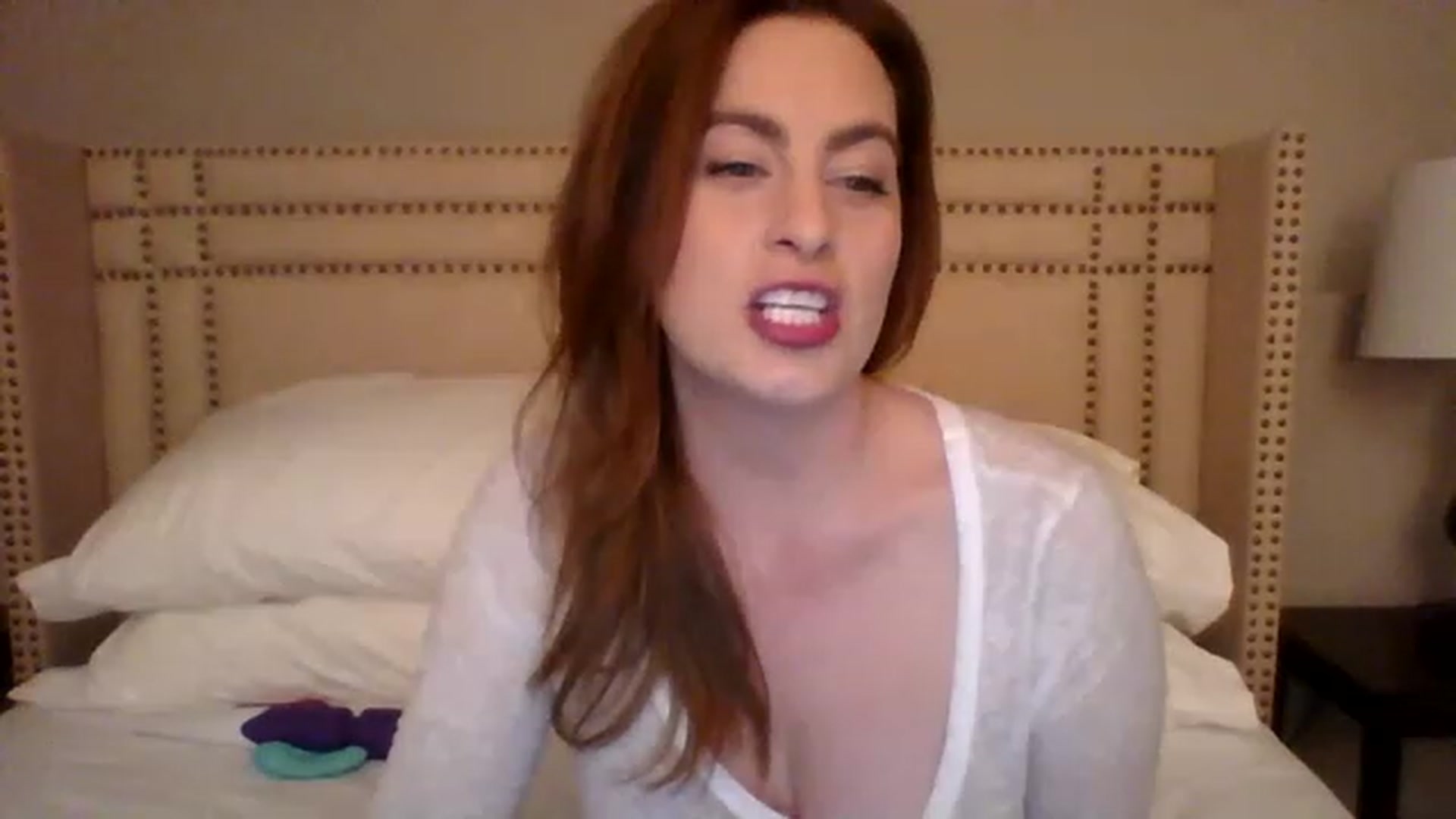 Gallery image thumbnail from AubreyMonroe's myfreecams stream on, 04/05/2023, 02:54 image 9 of 20