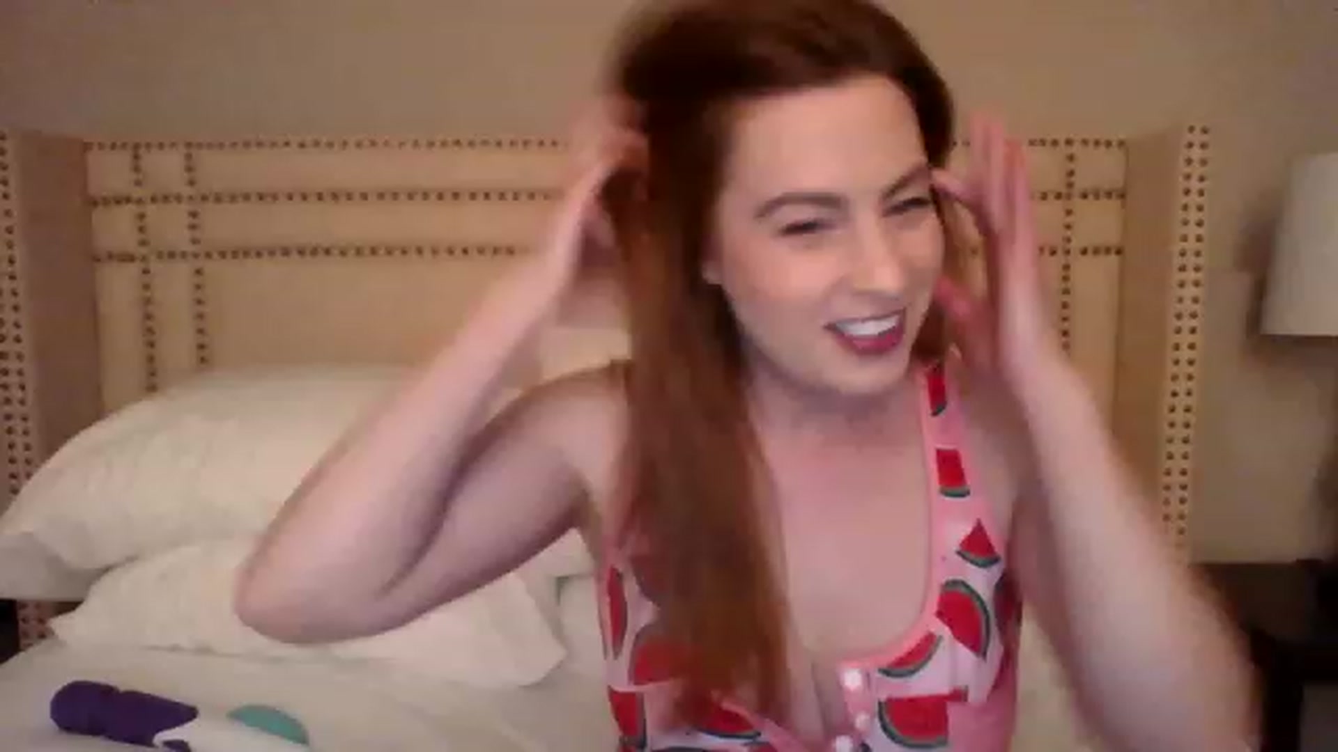 Gallery image thumbnail from AubreyMonroe's myfreecams stream on, 04/20/2023, 02:44 image 13 of 20