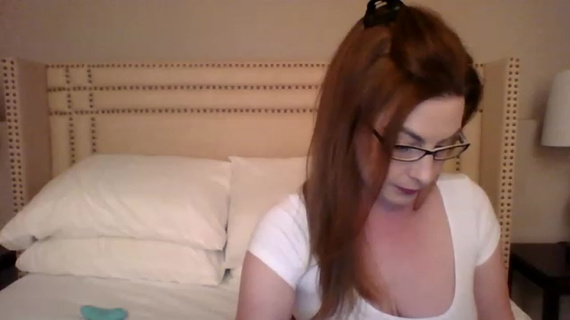 Gallery image thumbnail from AubreyMonroe's myfreecams stream on, 04/29/2023, 03:16 image 16 of 20