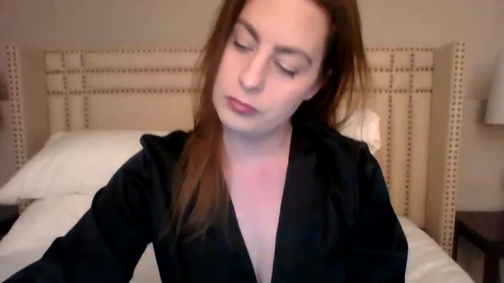Gallery image thumbnail from AubreyMonroe's myfreecams stream on, 05/12/2023, 02:39 image 13 of 20