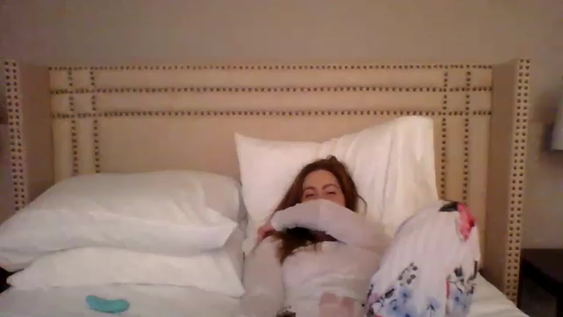 Gallery image thumbnail from AubreyMonroe's myfreecams stream on, 05/23/2023, 02:42 image 9 of 20