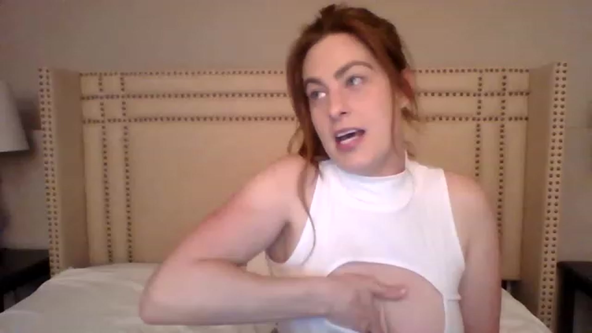 Gallery image thumbnail from AubreyMonroe's myfreecams stream on, 05/27/2023, 03:03 image 19 of 20