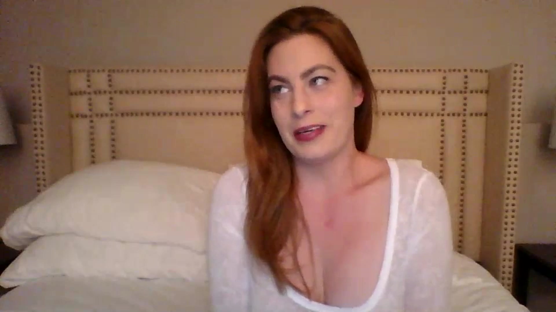 Gallery image thumbnail from AubreyMonroe's myfreecams stream on, 07/19/2023, 02:49 image 2 of 20