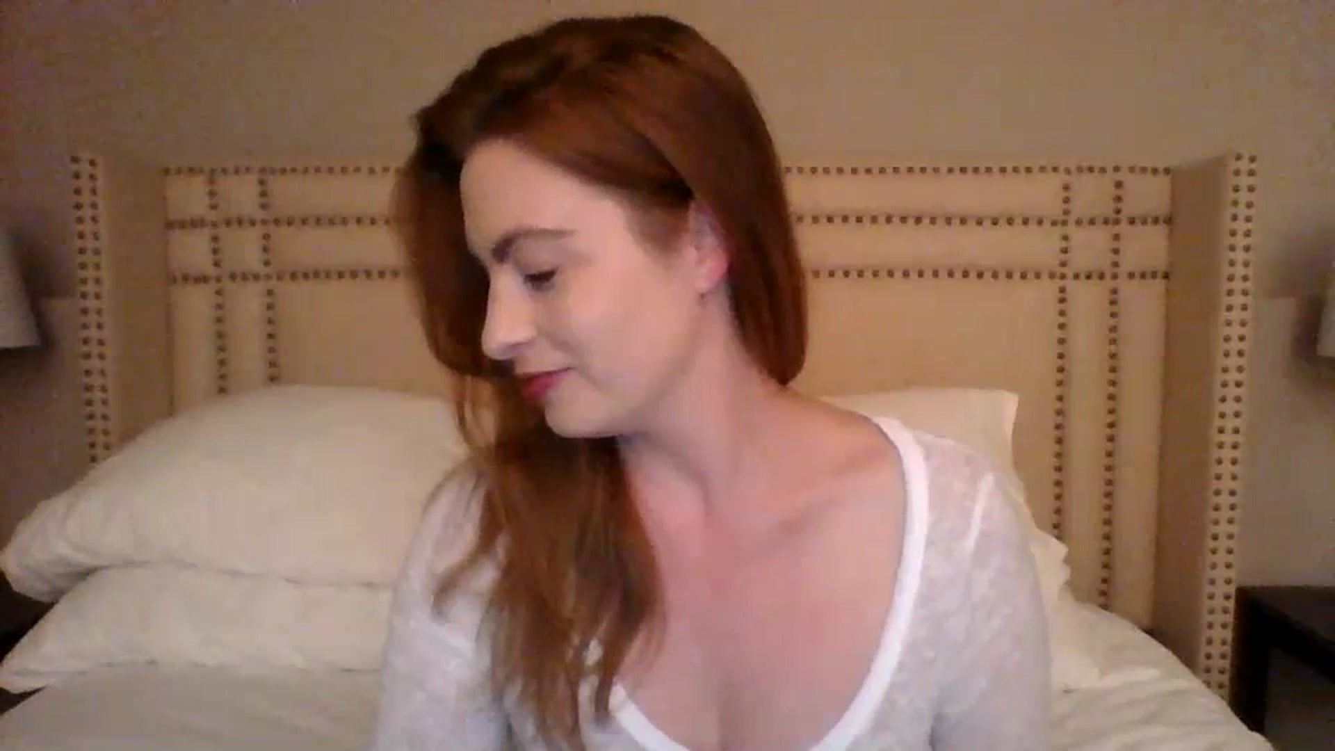 Gallery image thumbnail from AubreyMonroe's myfreecams stream on, 07/19/2023, 02:49 image 11 of 20