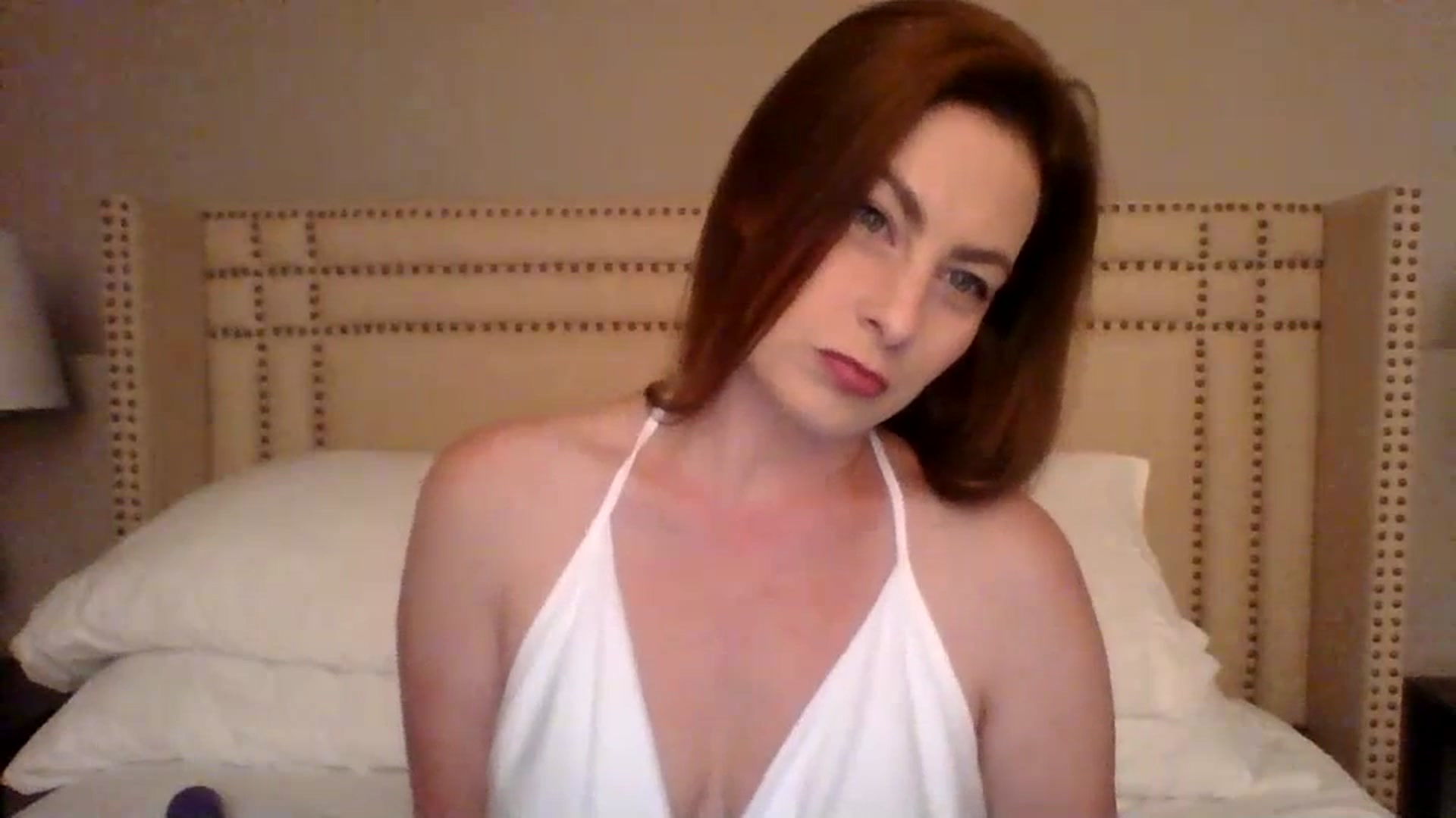 Gallery image thumbnail from AubreyMonroe's myfreecams stream on, 07/20/2023, 02:27 image 3 of 20