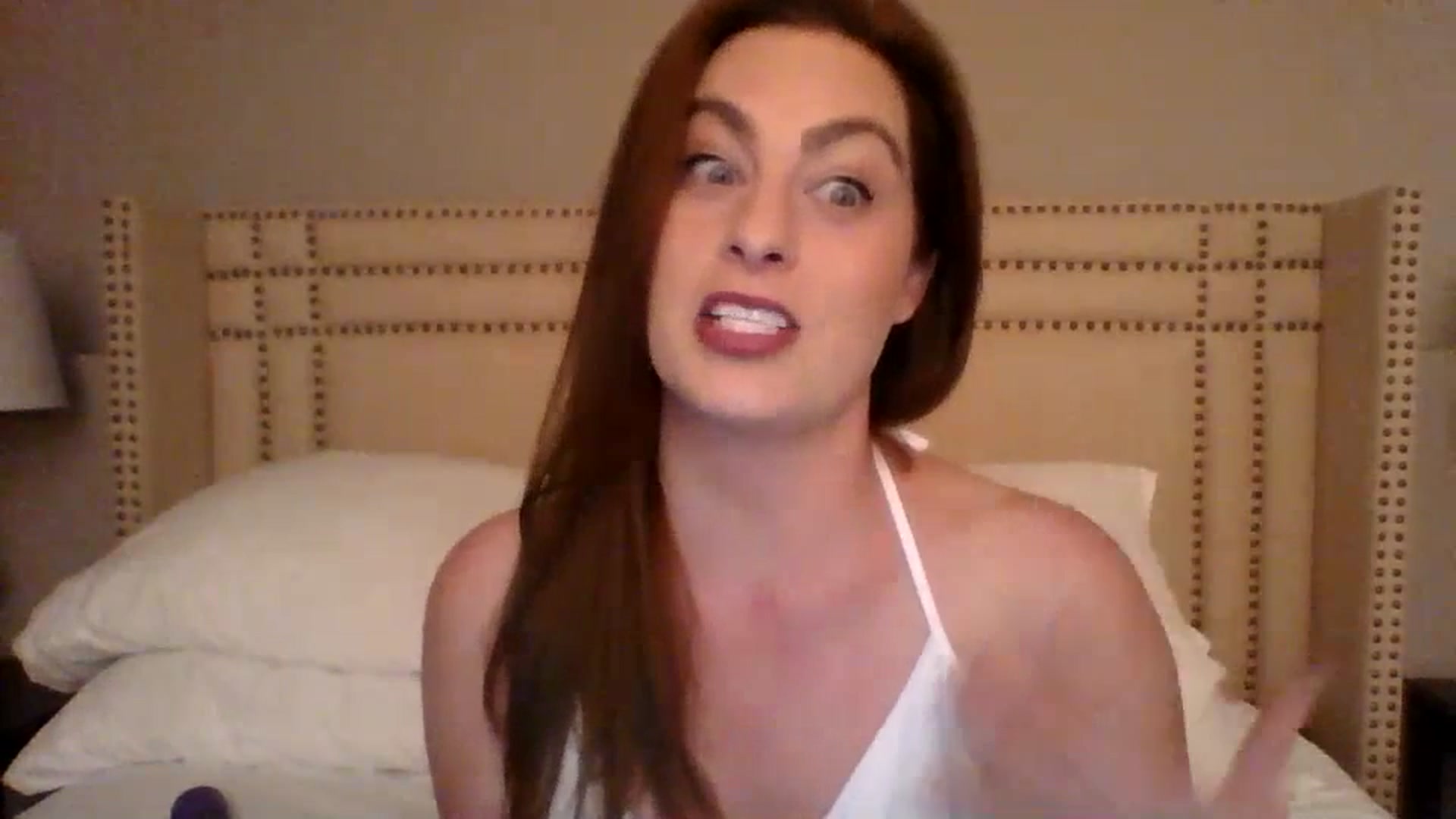 Gallery image thumbnail from AubreyMonroe's myfreecams stream on, 07/20/2023, 02:27 image 5 of 20