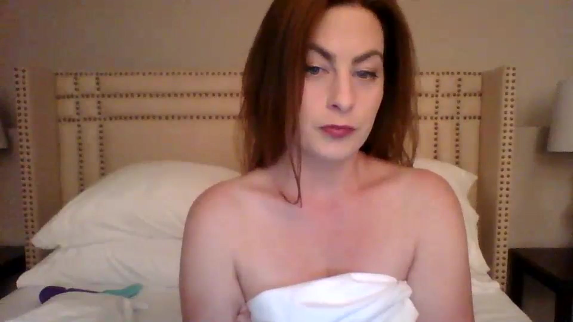 Gallery image thumbnail from AubreyMonroe's myfreecams stream on, 07/22/2023, 02:54 image 2 of 20