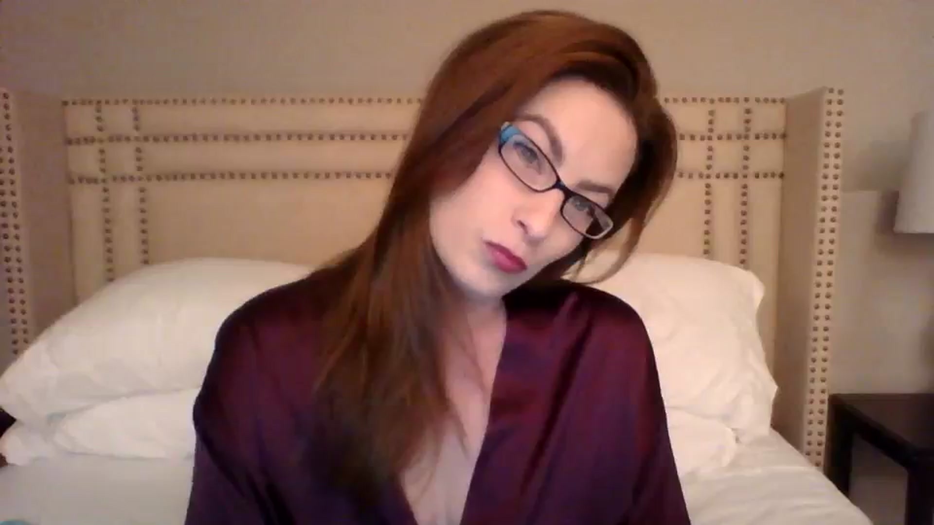 Gallery image thumbnail from AubreyMonroe's myfreecams stream on, 07/25/2023, 02:26 image 10 of 20