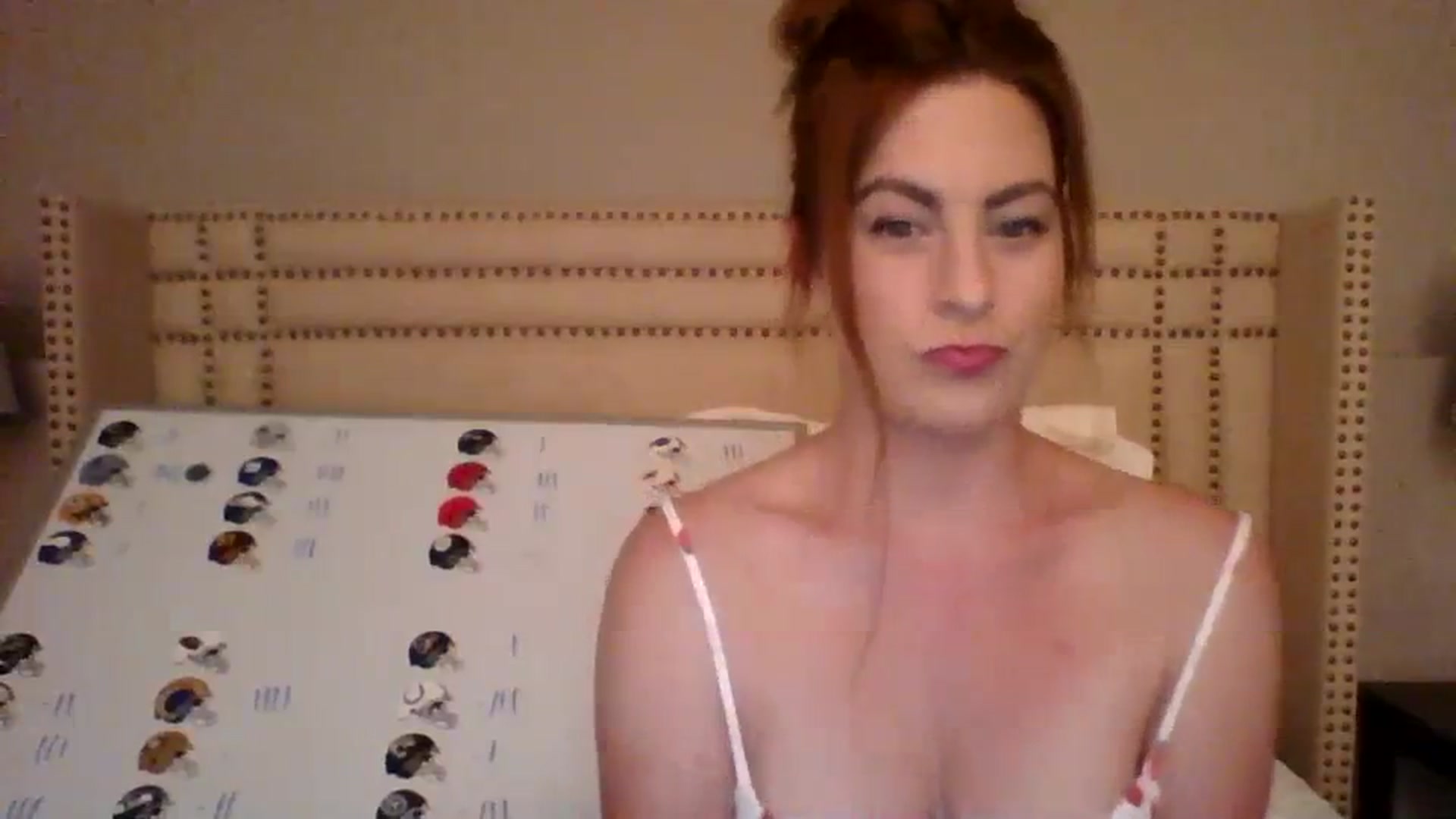 Gallery image thumbnail from AubreyMonroe's myfreecams stream on, 08/13/2023, 02:54 image 15 of 20