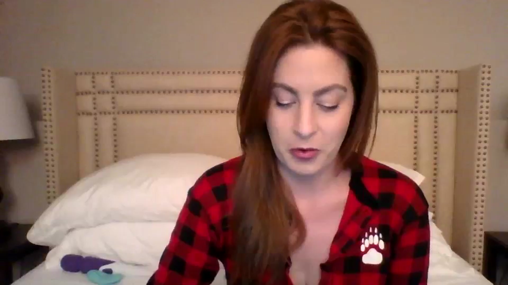 Gallery image thumbnail from AubreyMonroe's myfreecams stream on, 09/02/2023, 03:19 image 2 of 20