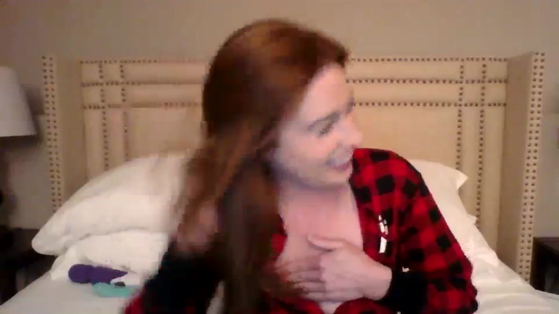 Gallery image thumbnail from AubreyMonroe's myfreecams stream on, 09/02/2023, 03:19 image 12 of 20