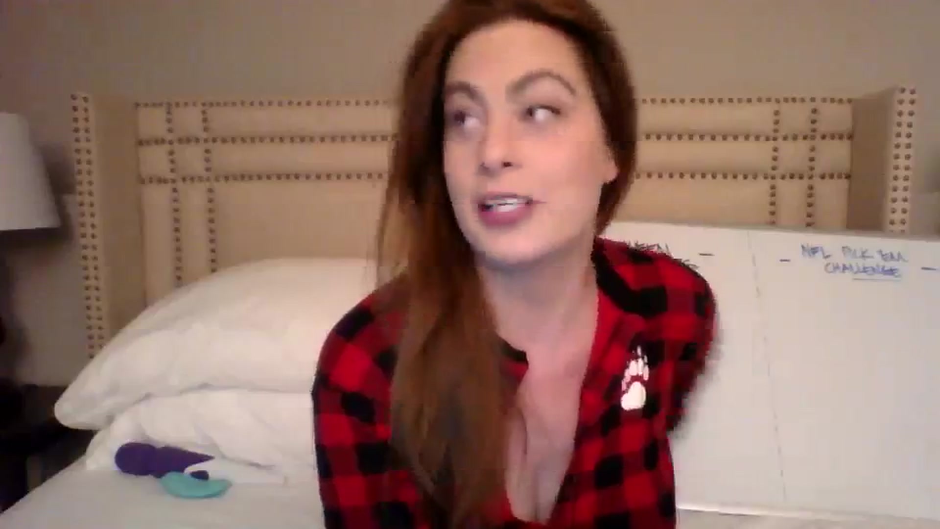 Gallery image thumbnail from AubreyMonroe's myfreecams stream on, 09/02/2023, 03:19 image 8 of 20