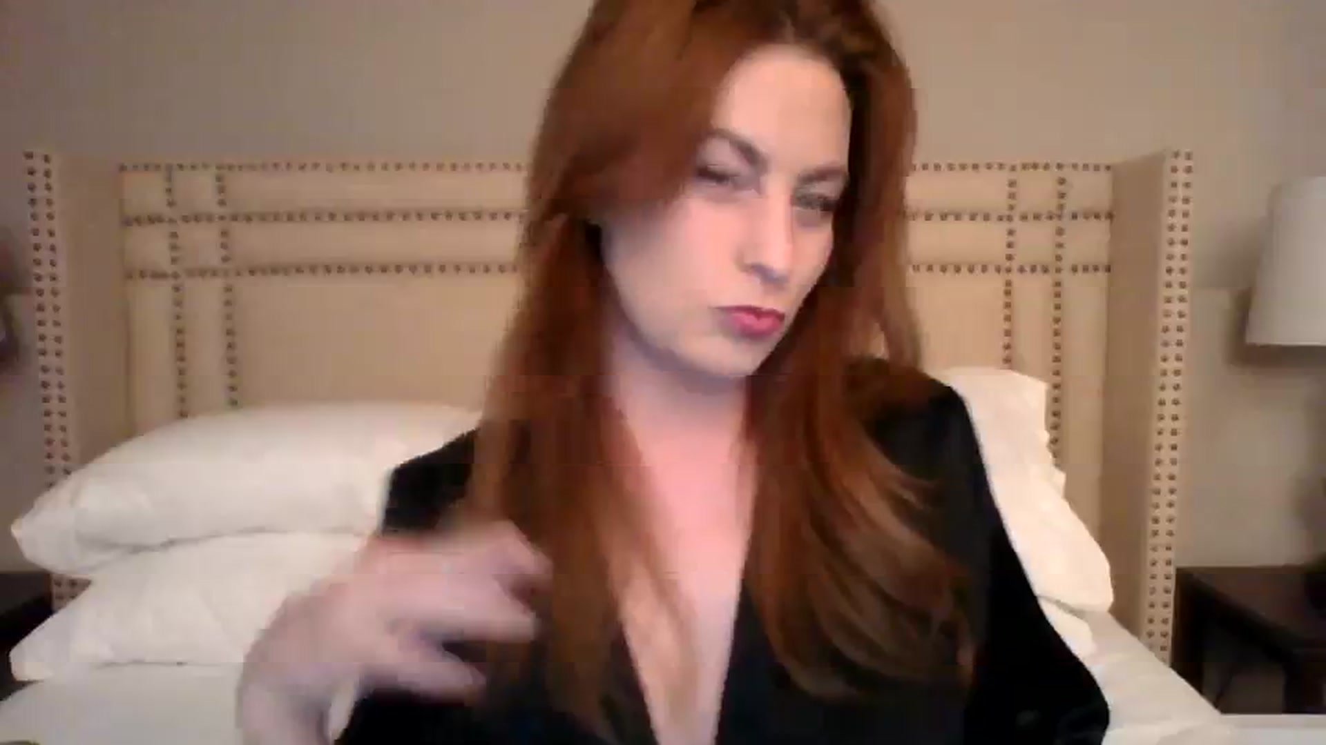 Gallery image thumbnail from AubreyMonroe's myfreecams stream on, 09/23/2023, 02:04 image 10 of 20