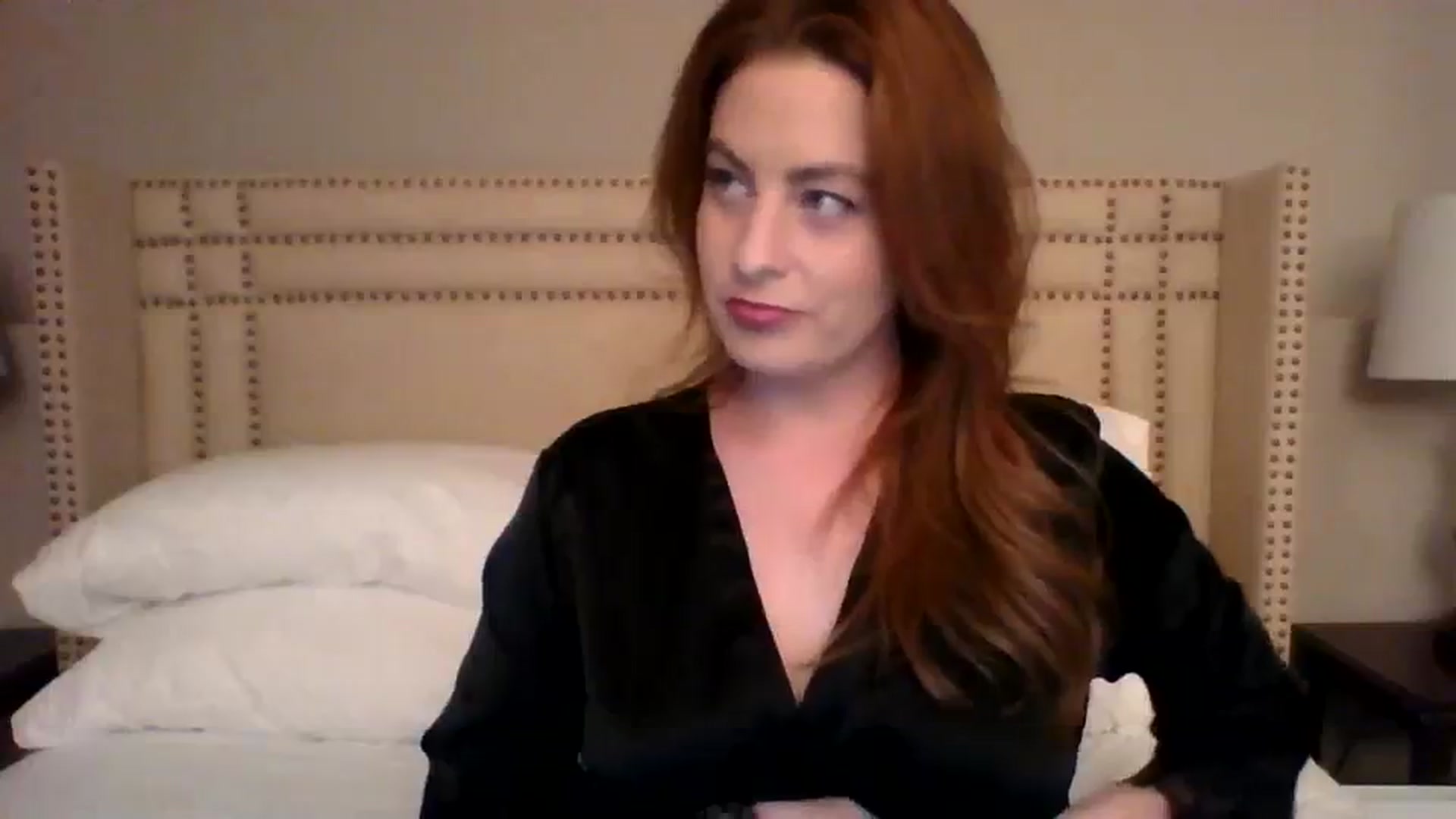 Gallery image thumbnail from AubreyMonroe's myfreecams stream on, 09/23/2023, 02:04 image 4 of 20