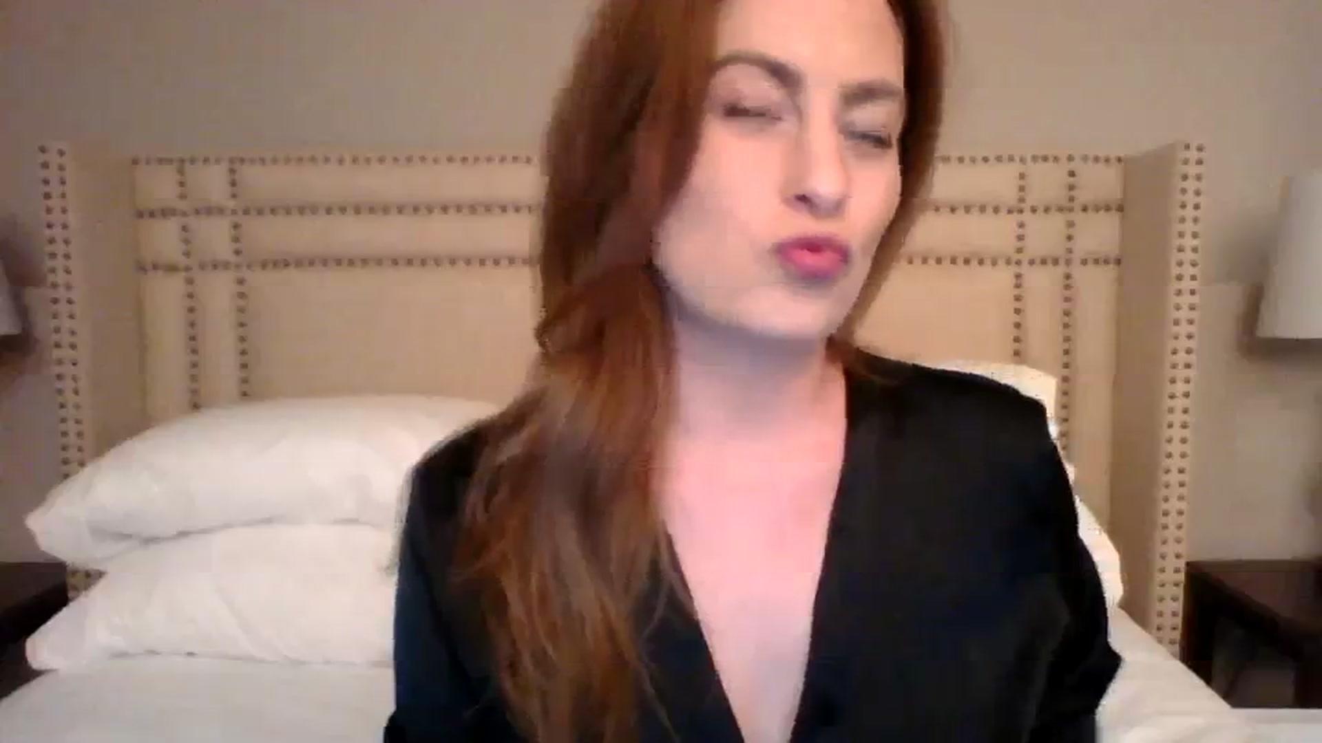 Gallery image thumbnail from AubreyMonroe's myfreecams stream on, 09/23/2023, 02:42 image 2 of 20