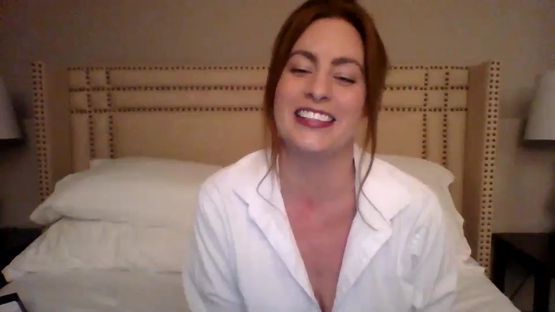 Gallery image thumbnail from AubreyMonroe's myfreecams stream on, 09/30/2023, 03:47 image 10 of 20