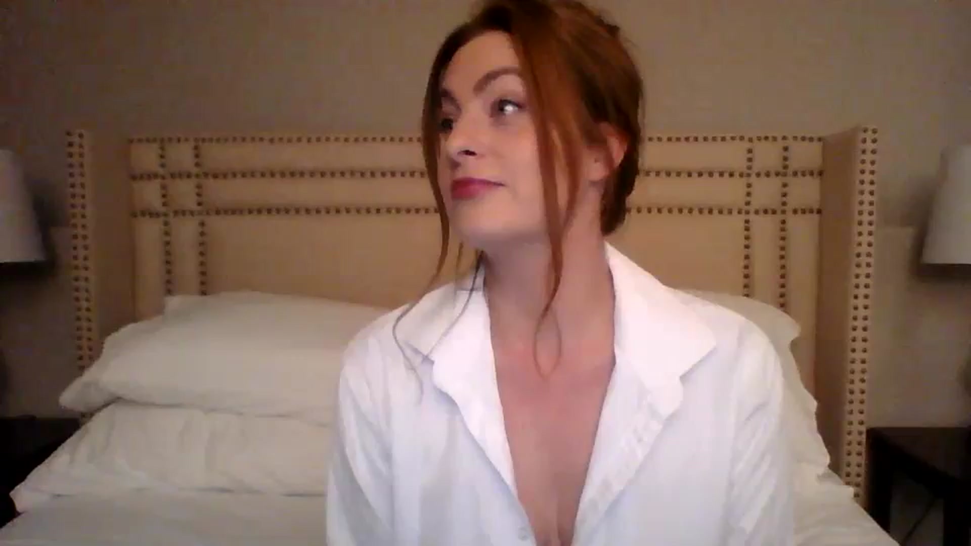 Gallery image thumbnail from AubreyMonroe's myfreecams stream on, 09/30/2023, 03:47 image 5 of 20