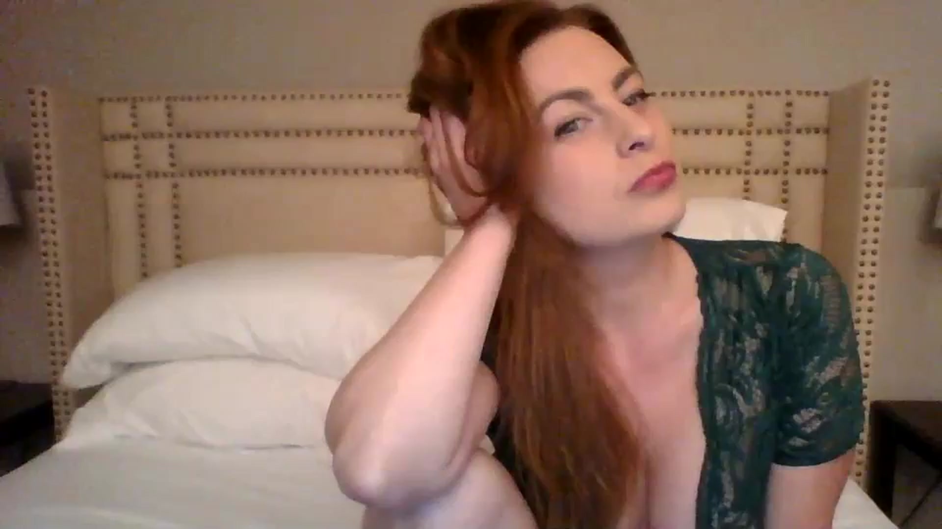 Gallery image thumbnail from AubreyMonroe's myfreecams stream on, 10/15/2023, 02:43 image 16 of 20
