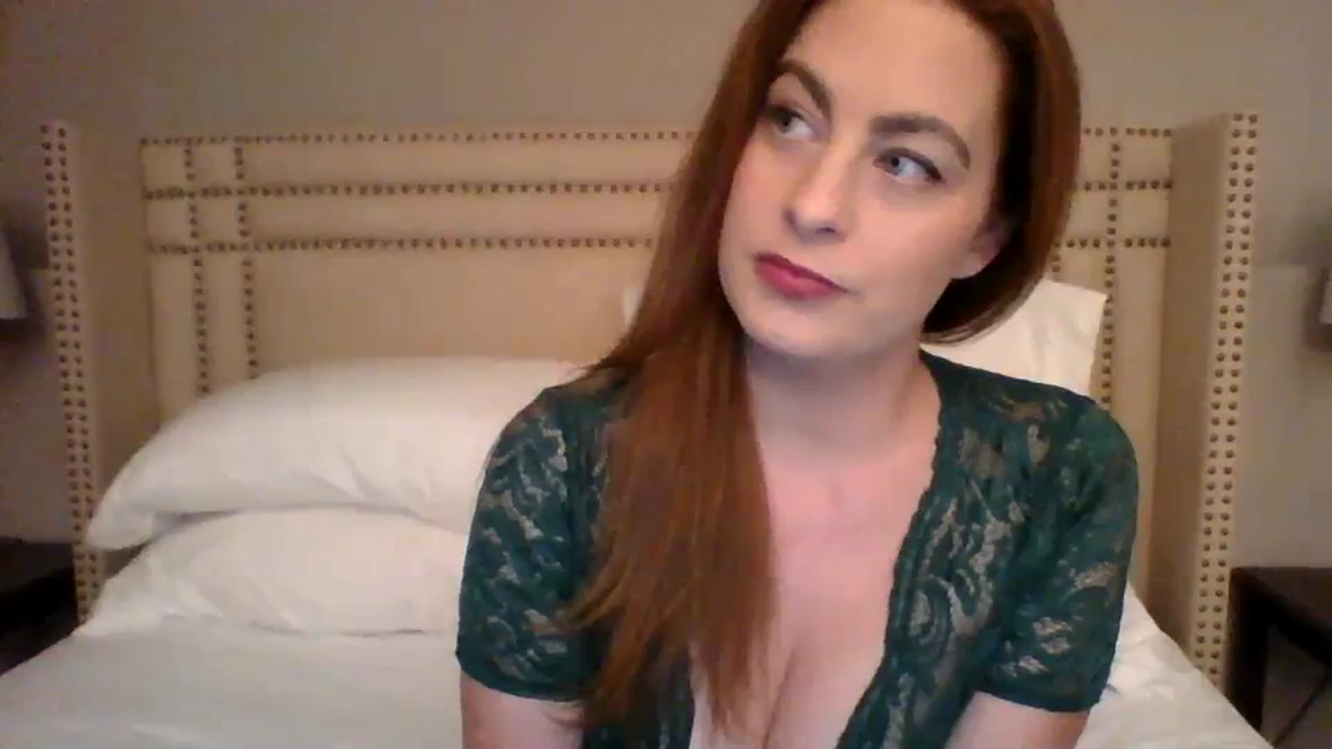 Gallery image thumbnail from AubreyMonroe's myfreecams stream on, 10/15/2023, 02:43 image 2 of 20