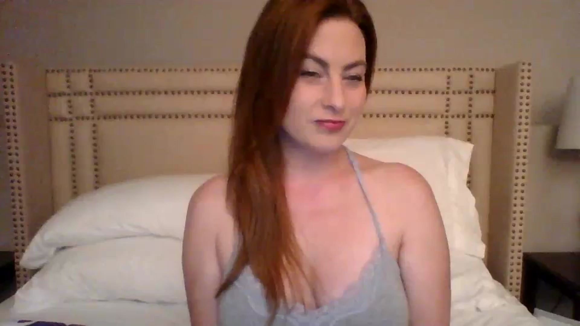 Gallery image thumbnail from AubreyMonroe's myfreecams stream on, 10/20/2023, 02:28 image 17 of 20