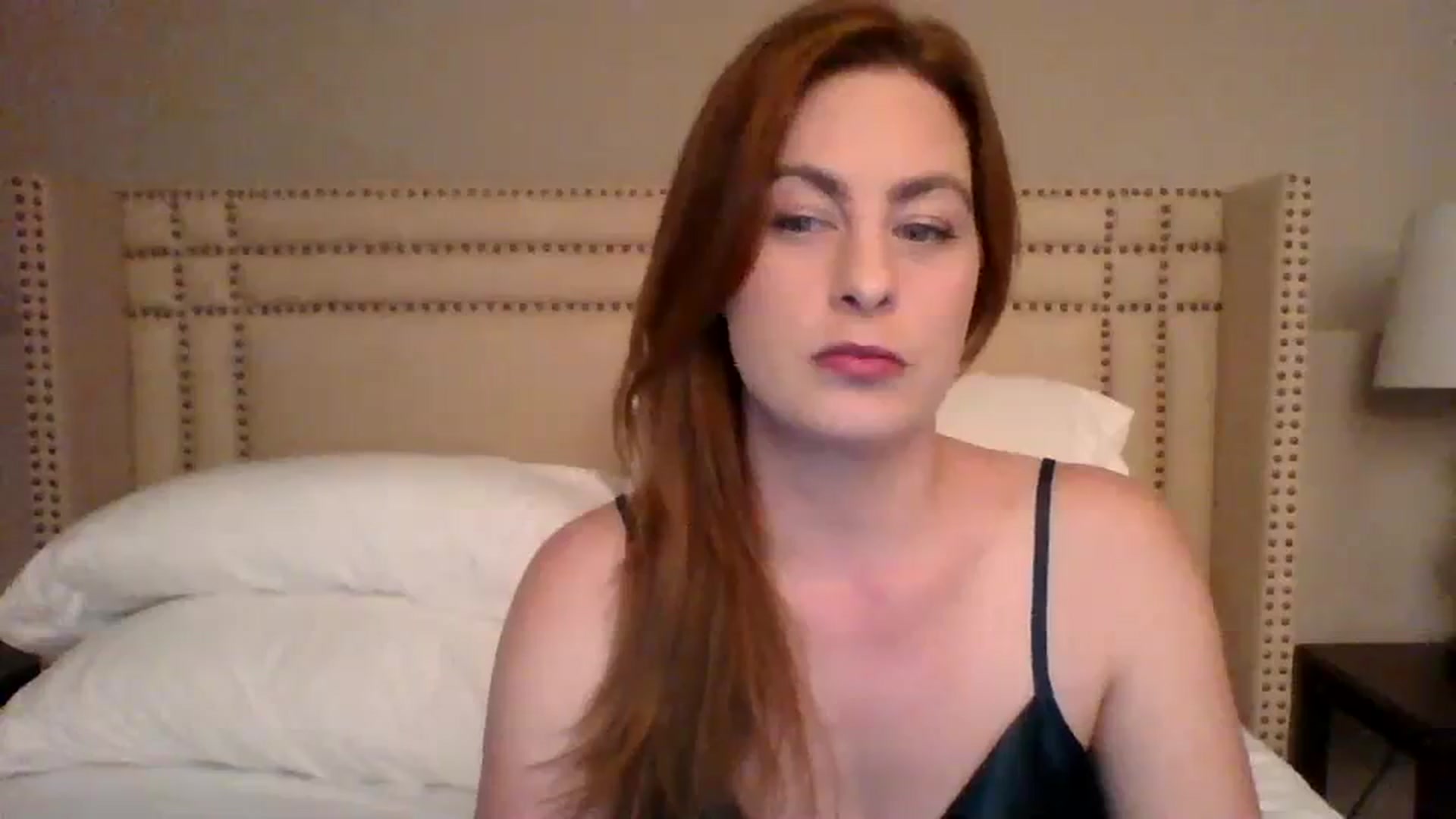 Gallery image thumbnail from AubreyMonroe's myfreecams stream on, 10/21/2023, 02:48 image 8 of 20