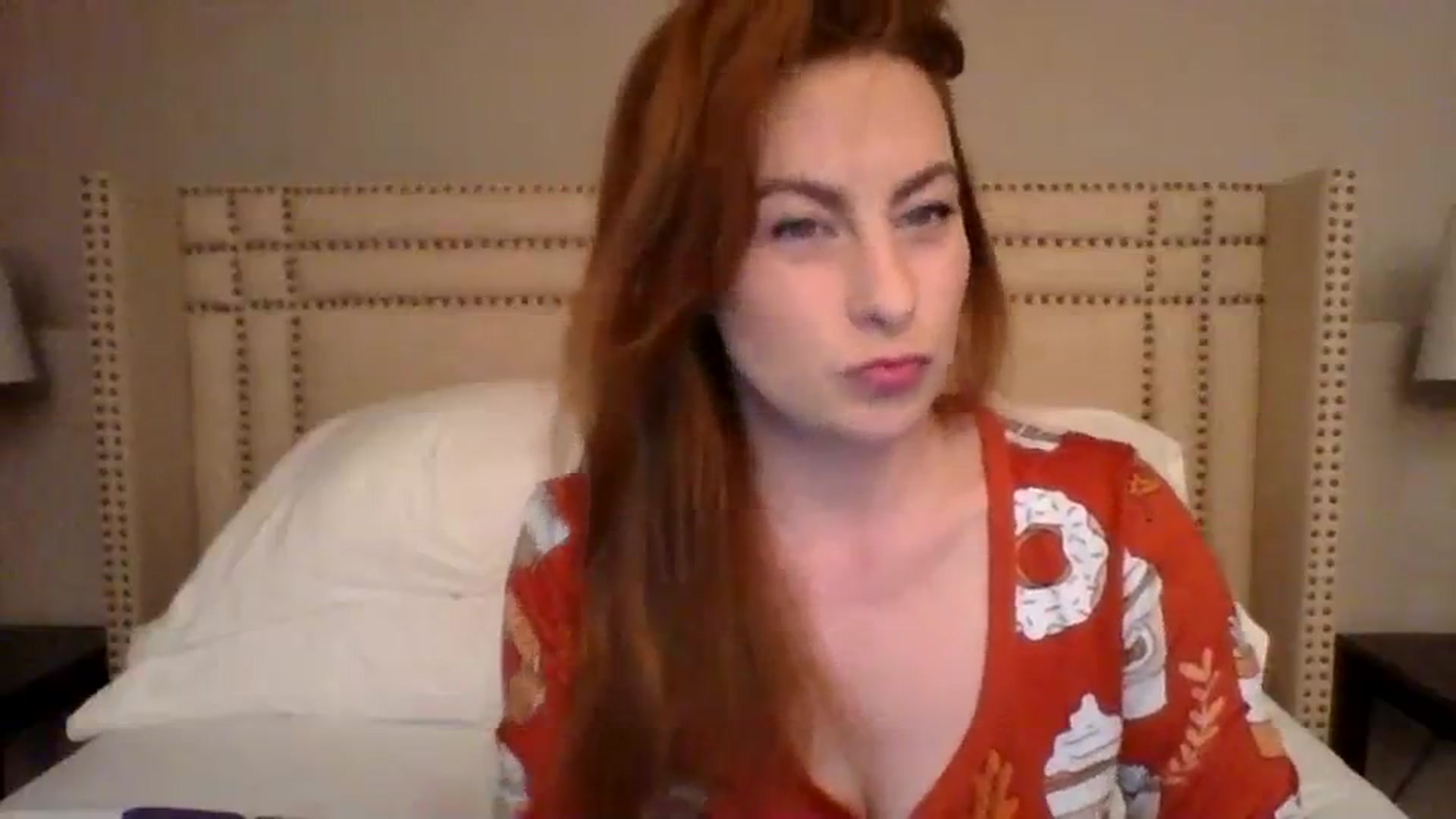 Gallery image thumbnail from AubreyMonroe's myfreecams stream on, 10/25/2023, 03:05 image 3 of 20
