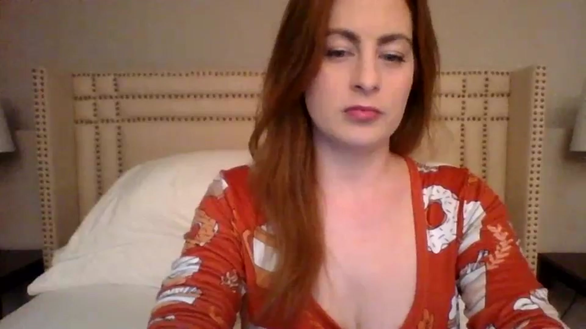 Gallery image thumbnail from AubreyMonroe's myfreecams stream on, 10/25/2023, 03:05 image 6 of 20
