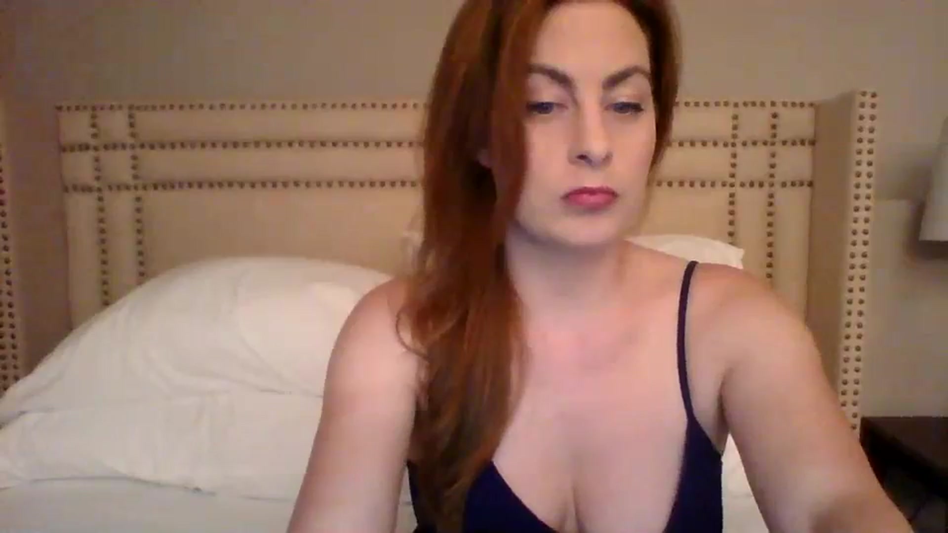 Gallery image thumbnail from AubreyMonroe's myfreecams stream on, 10/27/2023, 02:30 image 2 of 20