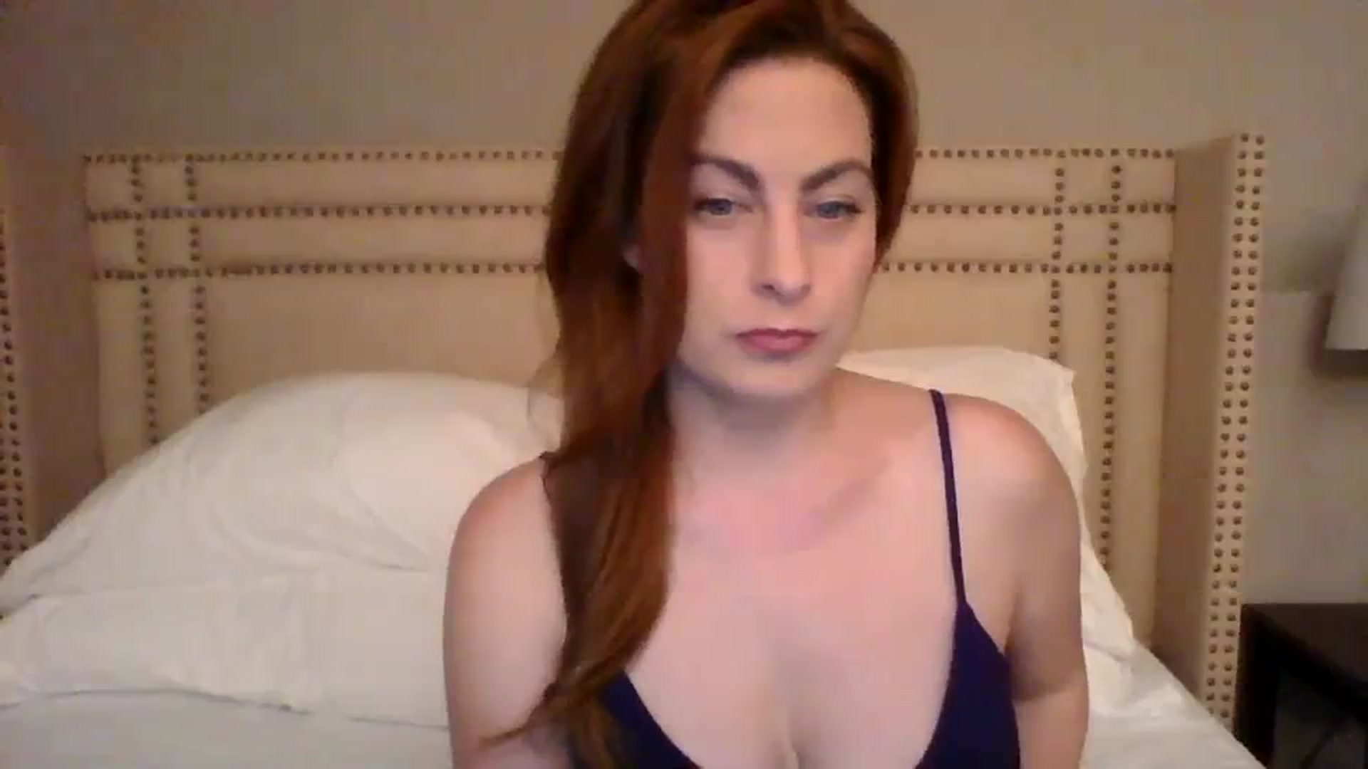 Gallery image thumbnail from AubreyMonroe's myfreecams stream on, 10/27/2023, 02:30 image 6 of 20