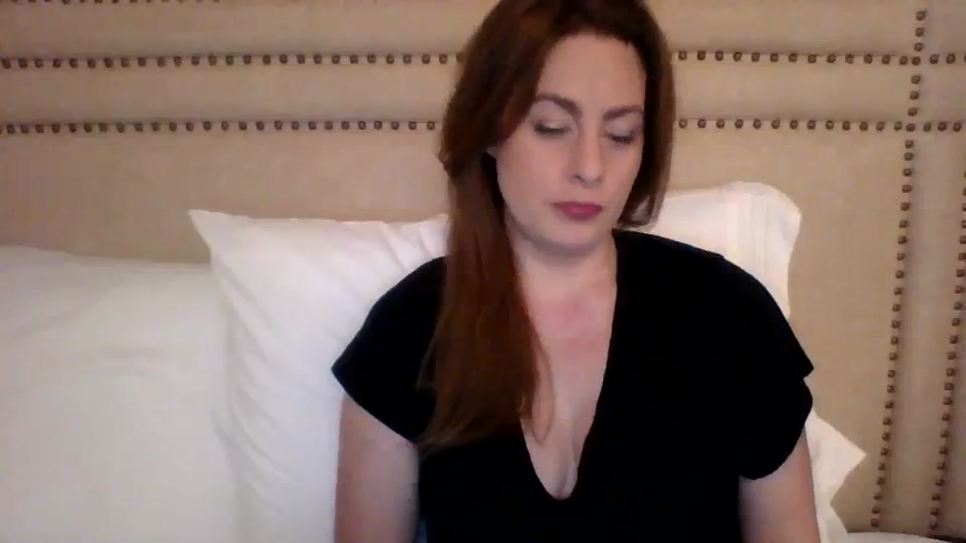 Gallery image thumbnail from AubreyMonroe's myfreecams stream on, 11/14/2023, 04:07 image 9 of 20