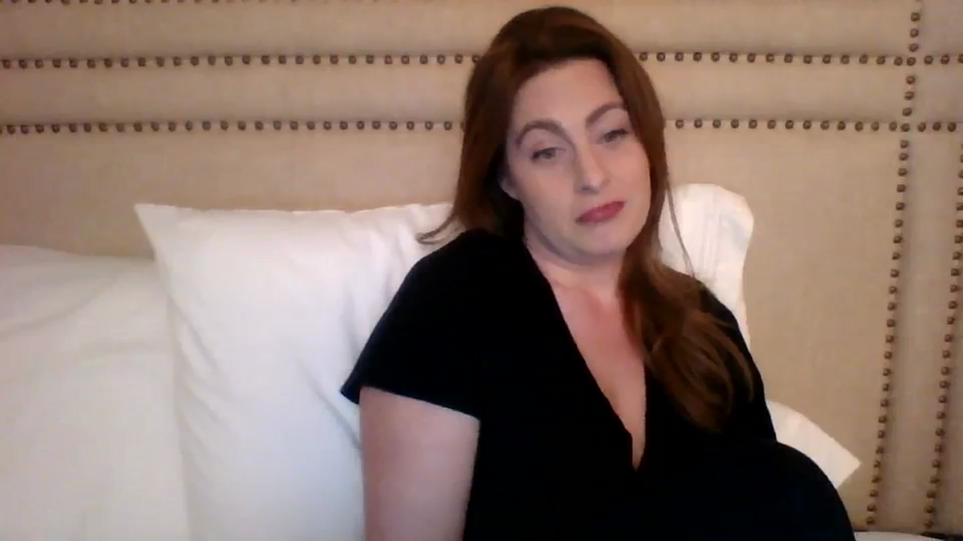 Gallery image thumbnail from AubreyMonroe's myfreecams stream on, 11/14/2023, 04:07 image 13 of 20
