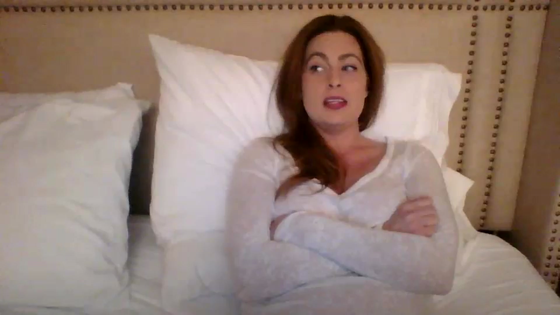 Gallery image thumbnail from AubreyMonroe's myfreecams stream on, 11/17/2023, 03:32 image 9 of 20
