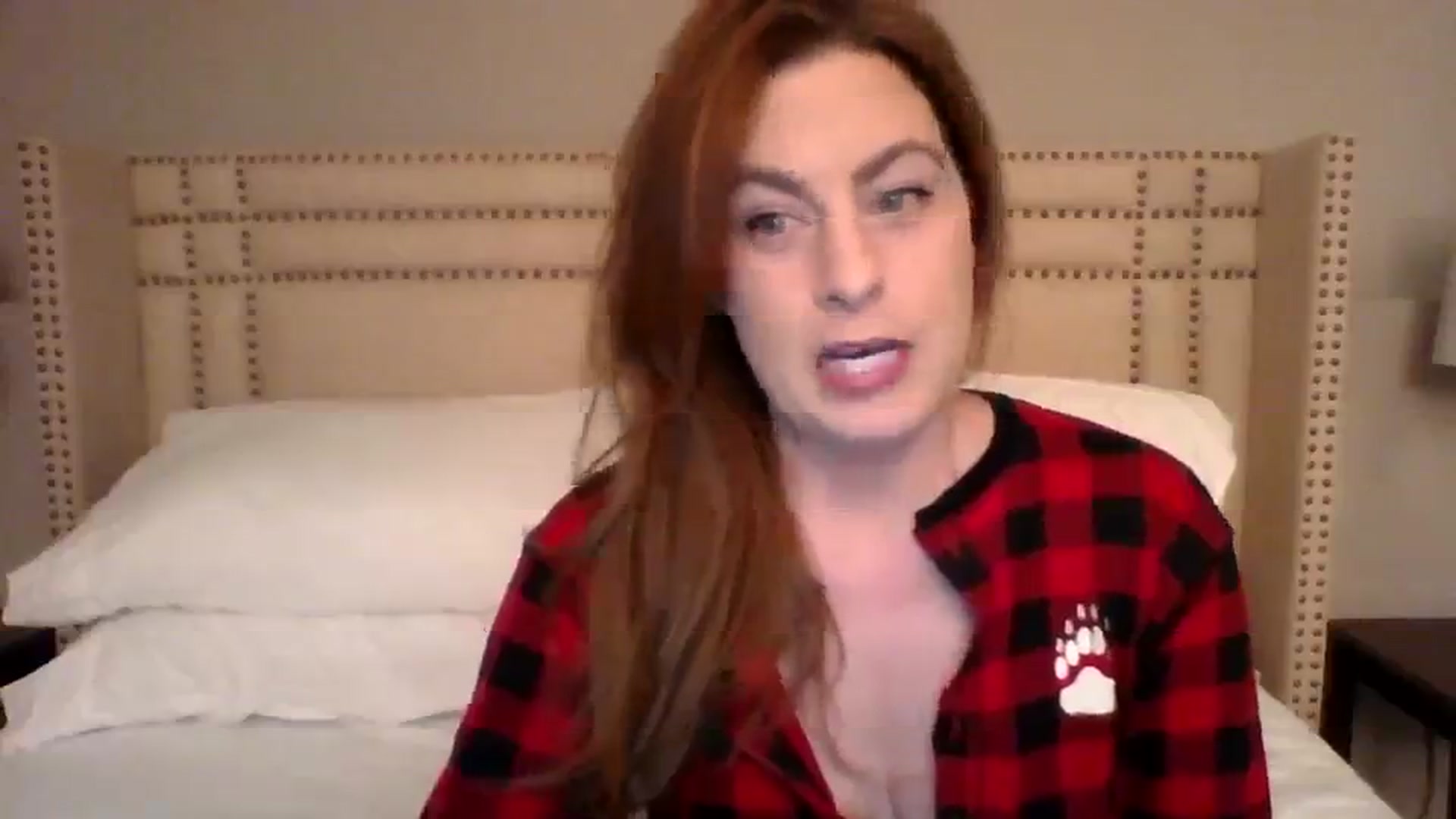 Gallery image thumbnail from AubreyMonroe's myfreecams stream on, 12/01/2023, 04:06 image 3 of 20