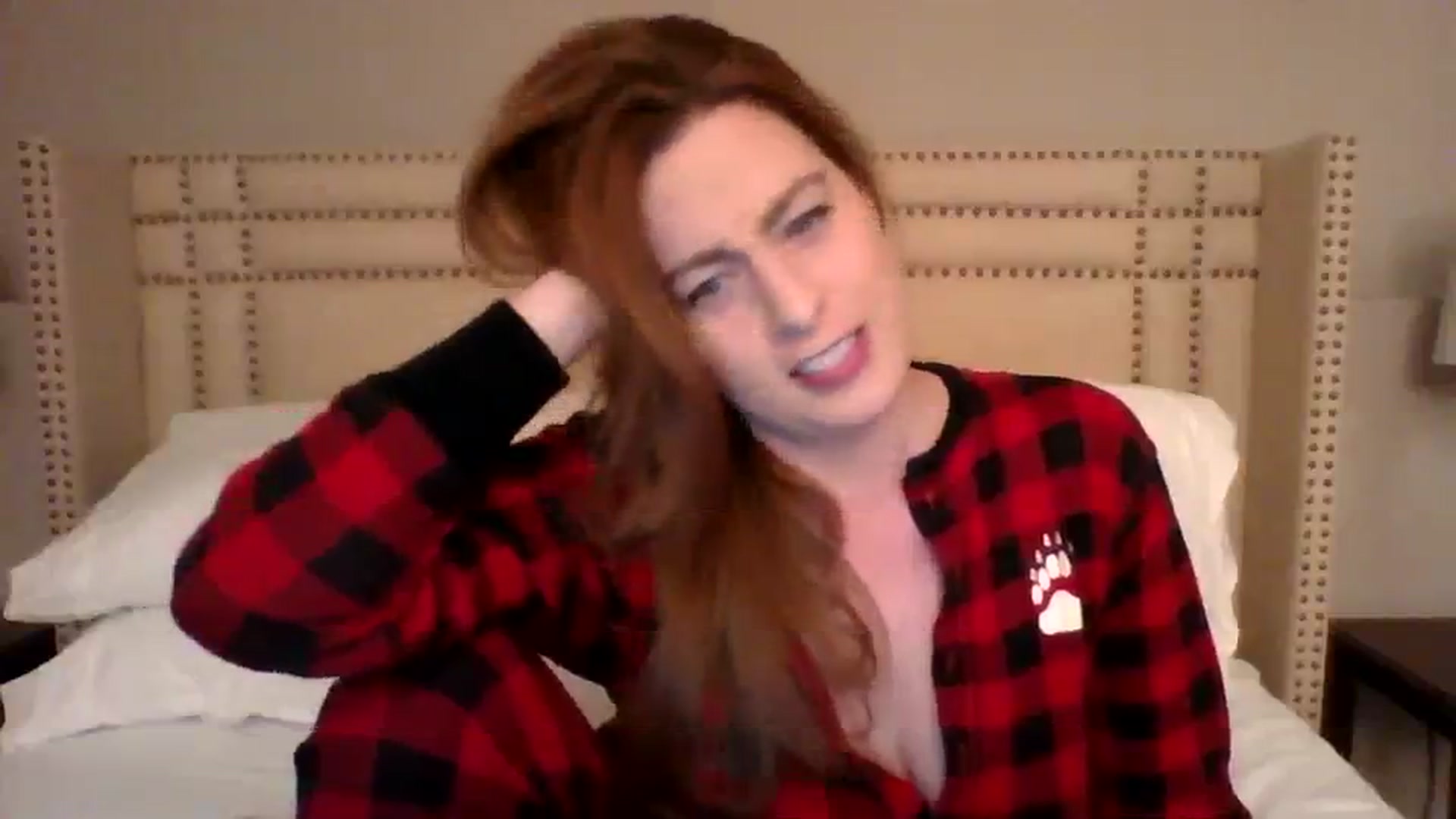 Gallery image thumbnail from AubreyMonroe's myfreecams stream on, 12/01/2023, 04:06 image 14 of 20
