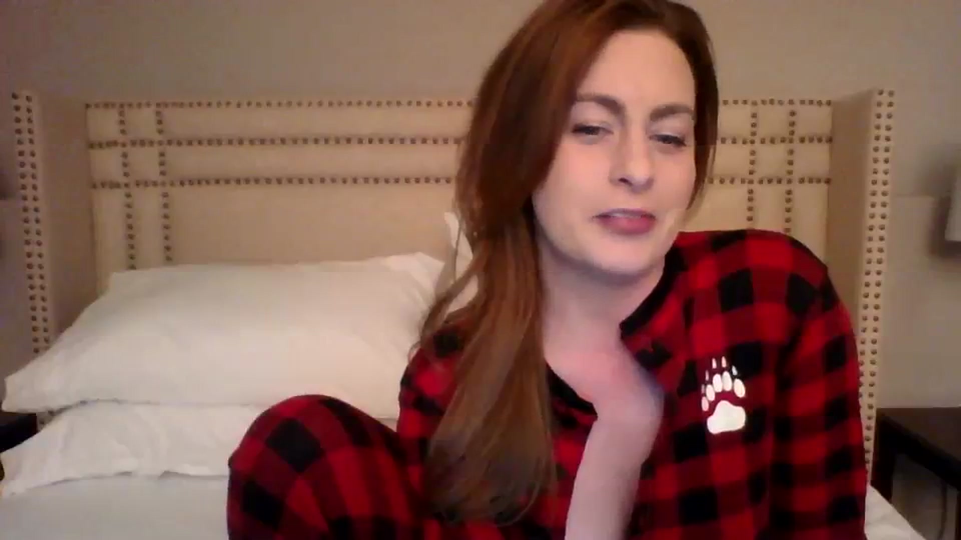 Gallery image thumbnail from AubreyMonroe's myfreecams stream on, 12/01/2023, 04:06 image 10 of 20
