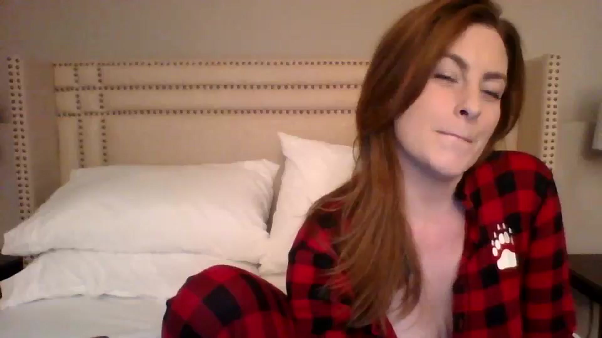 Gallery image thumbnail from AubreyMonroe's myfreecams stream on, 12/01/2023, 04:06 image 20 of 20