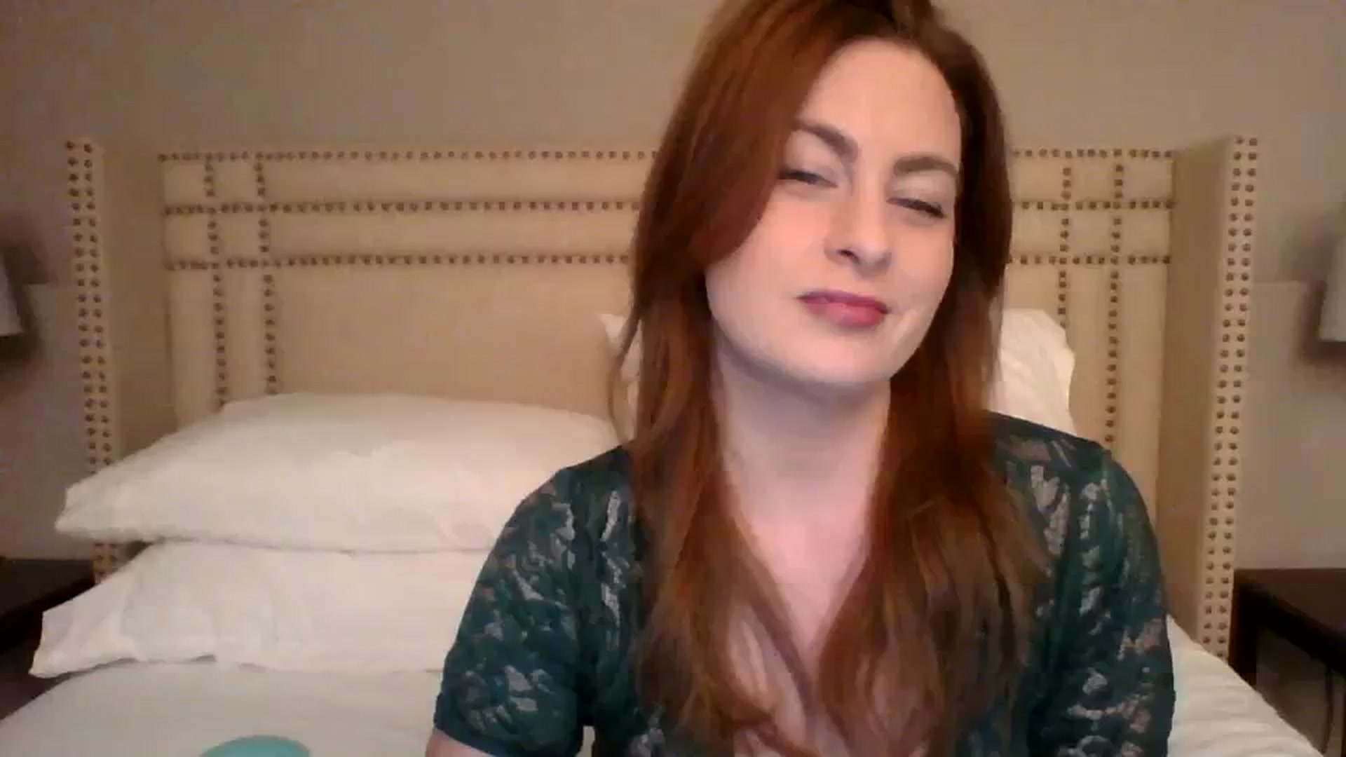 Gallery image thumbnail from AubreyMonroe's myfreecams stream on, 12/02/2023, 03:49 image 2 of 20