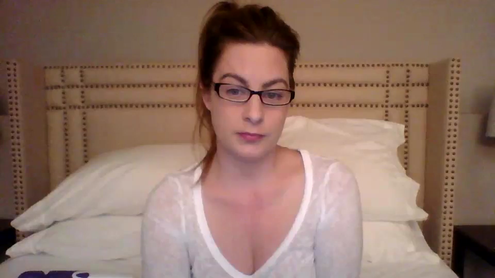 Gallery image thumbnail from AubreyMonroe's myfreecams stream on, 12/06/2023, 04:03 image 17 of 20