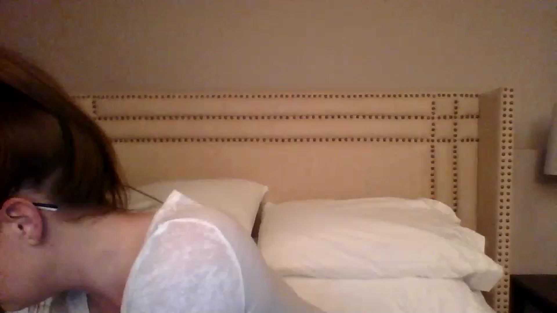 Gallery image thumbnail from AubreyMonroe's myfreecams stream on, 12/06/2023, 04:03 image 1 of 20