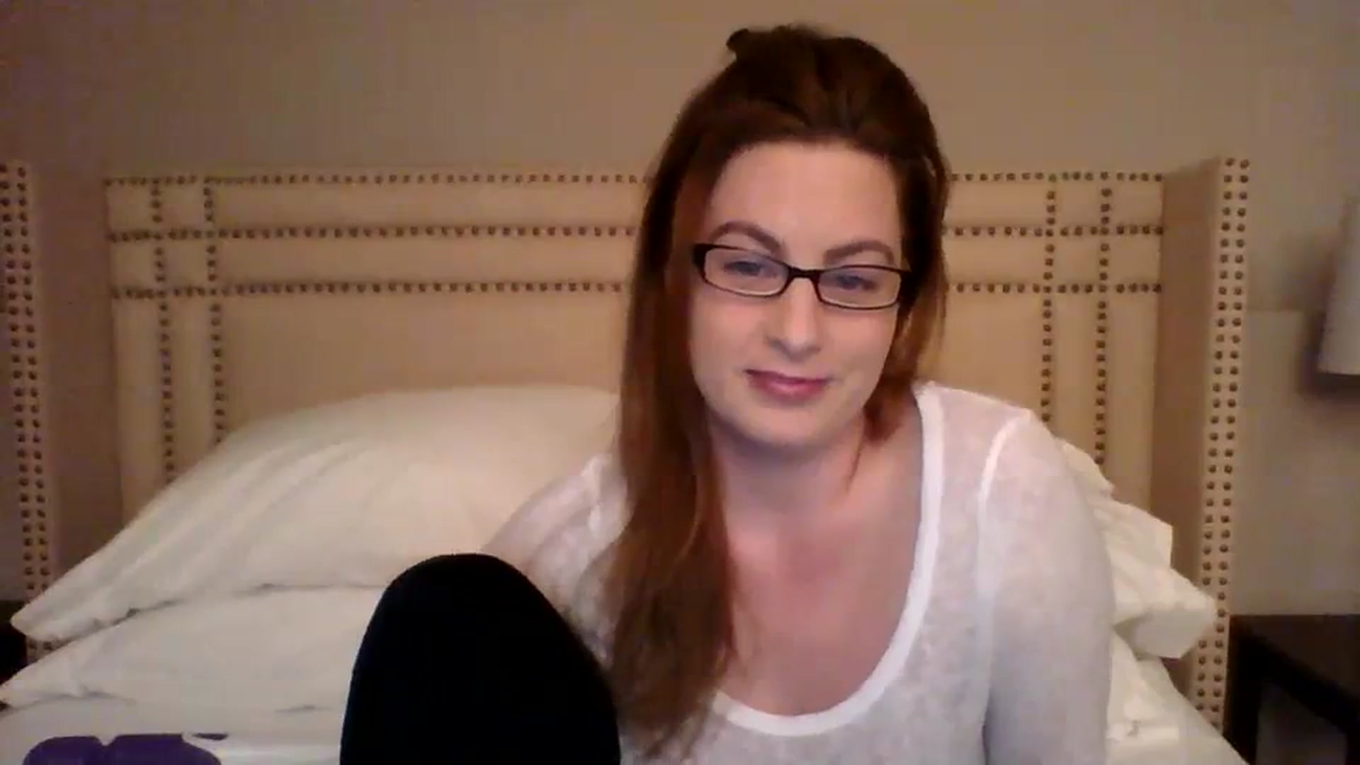 Gallery image thumbnail from AubreyMonroe's myfreecams stream on, 12/06/2023, 04:03 image 6 of 20